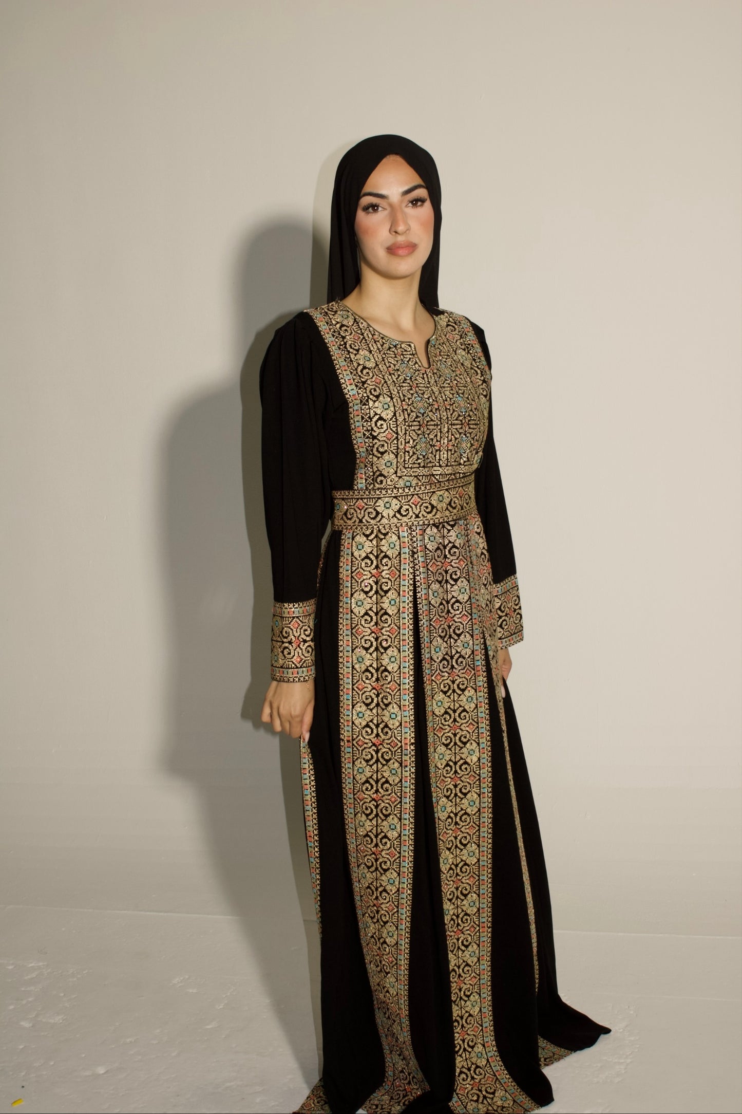 Palestinian Thobe