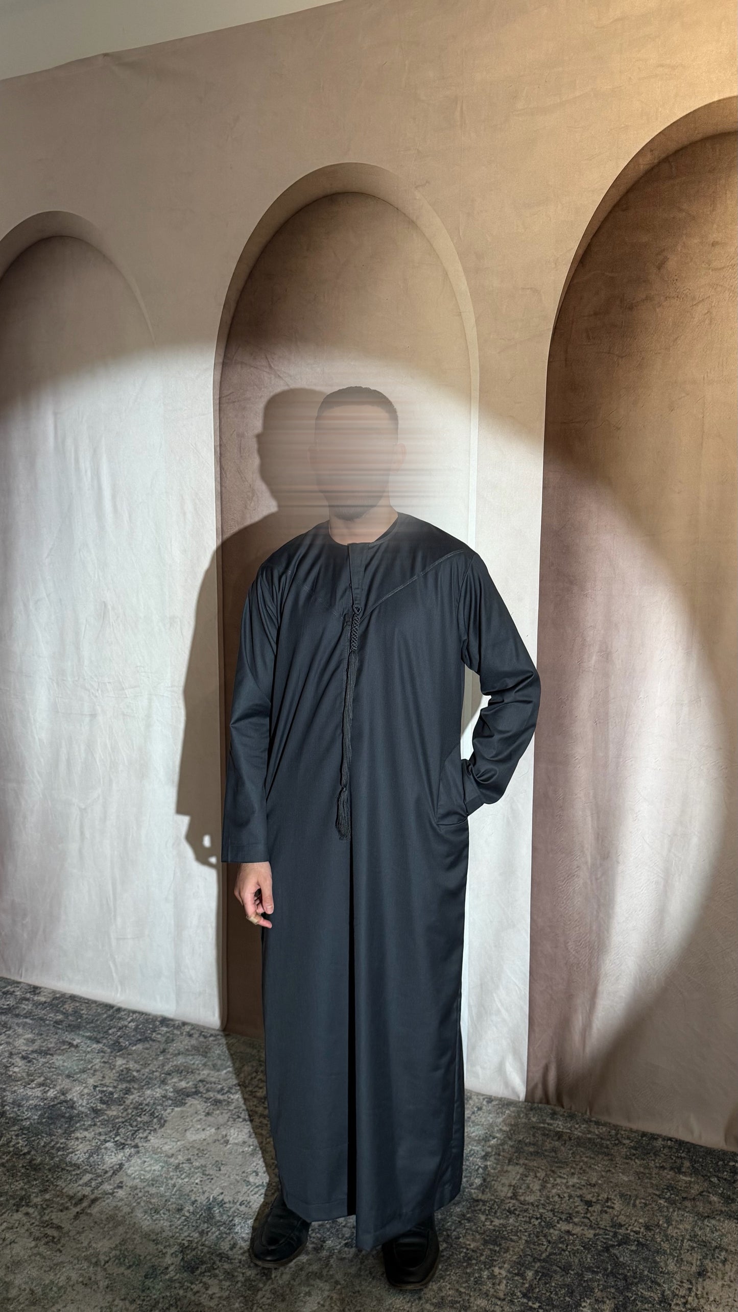 Emirati Thobe (dark gray)