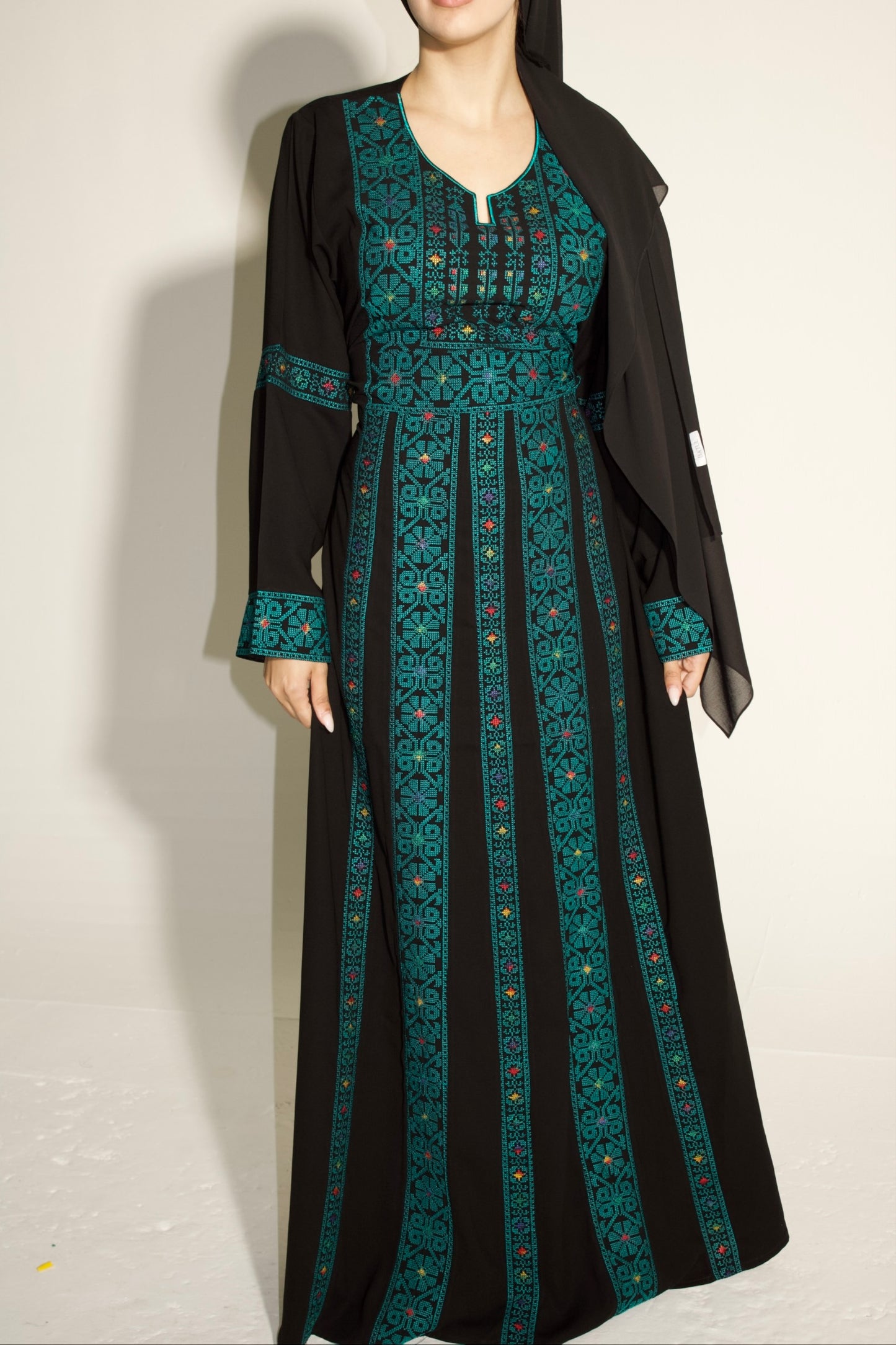 Palestinian Thobe