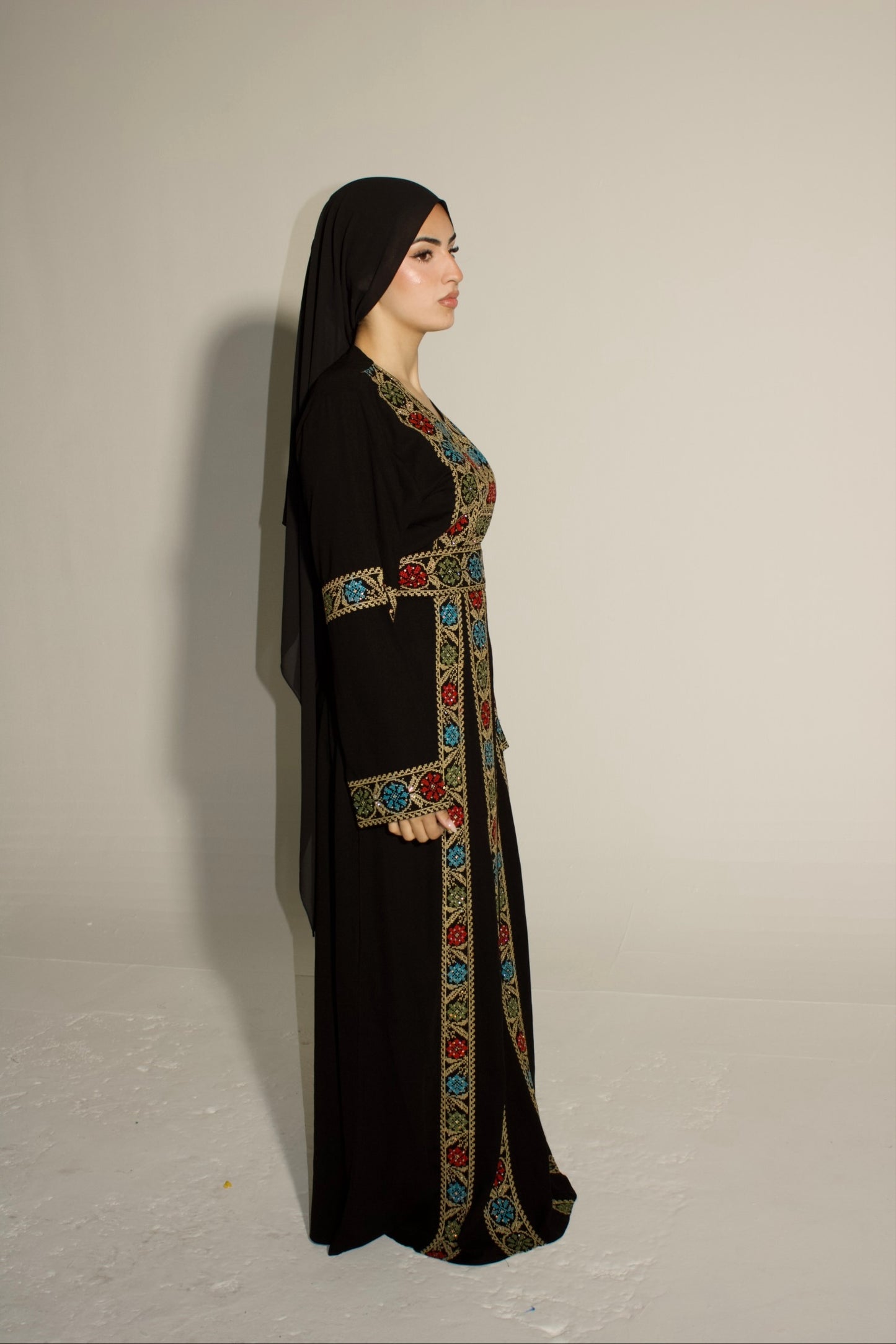 Palestinian Thobe