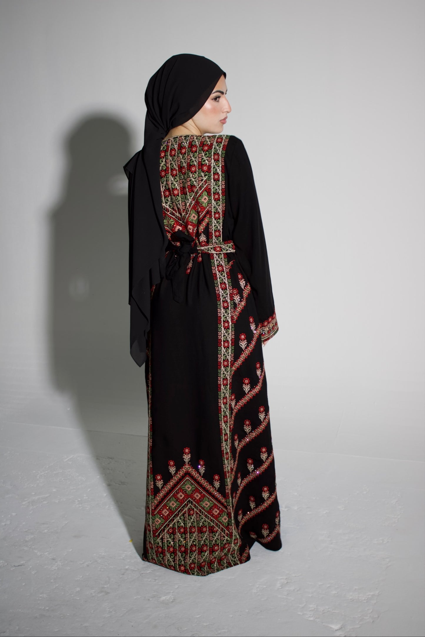 Palestinian Thobe