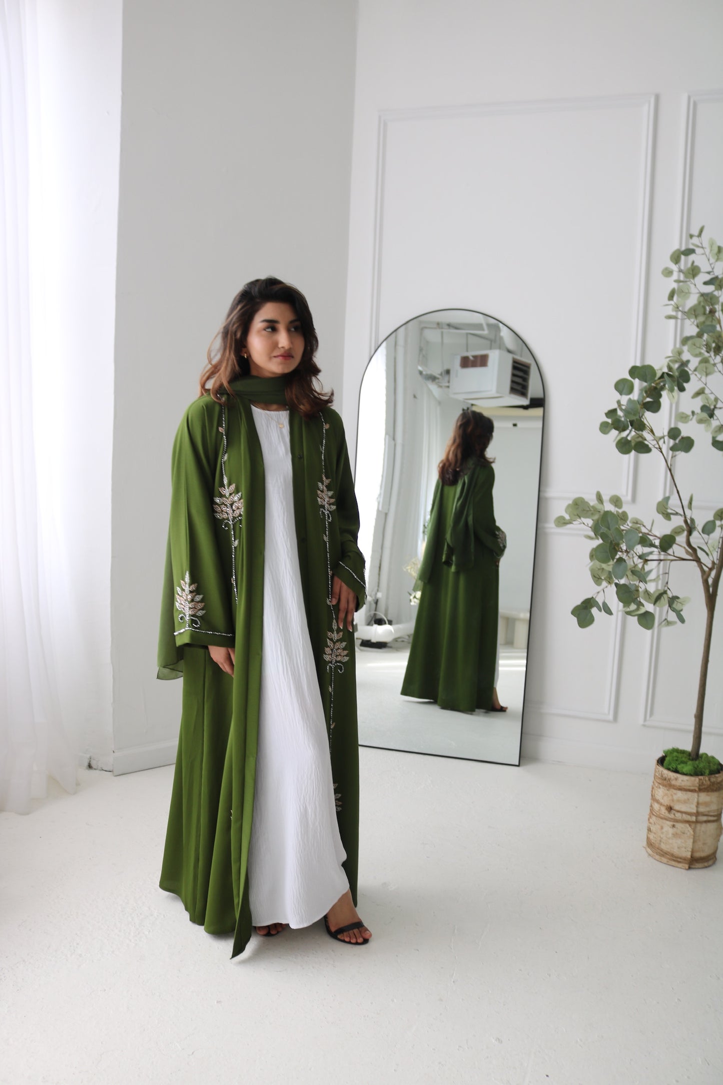 Malika Abaya (green)