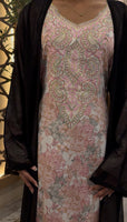 Makhaweer (مَخَاوِيْر)