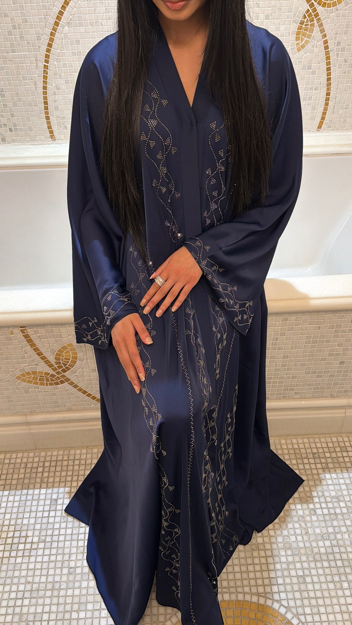 Najla (نجلاء) Navy Blue