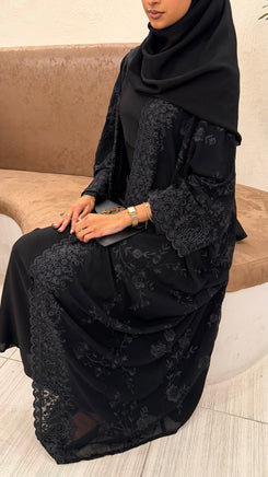 Yasmin (ياسمين) Black