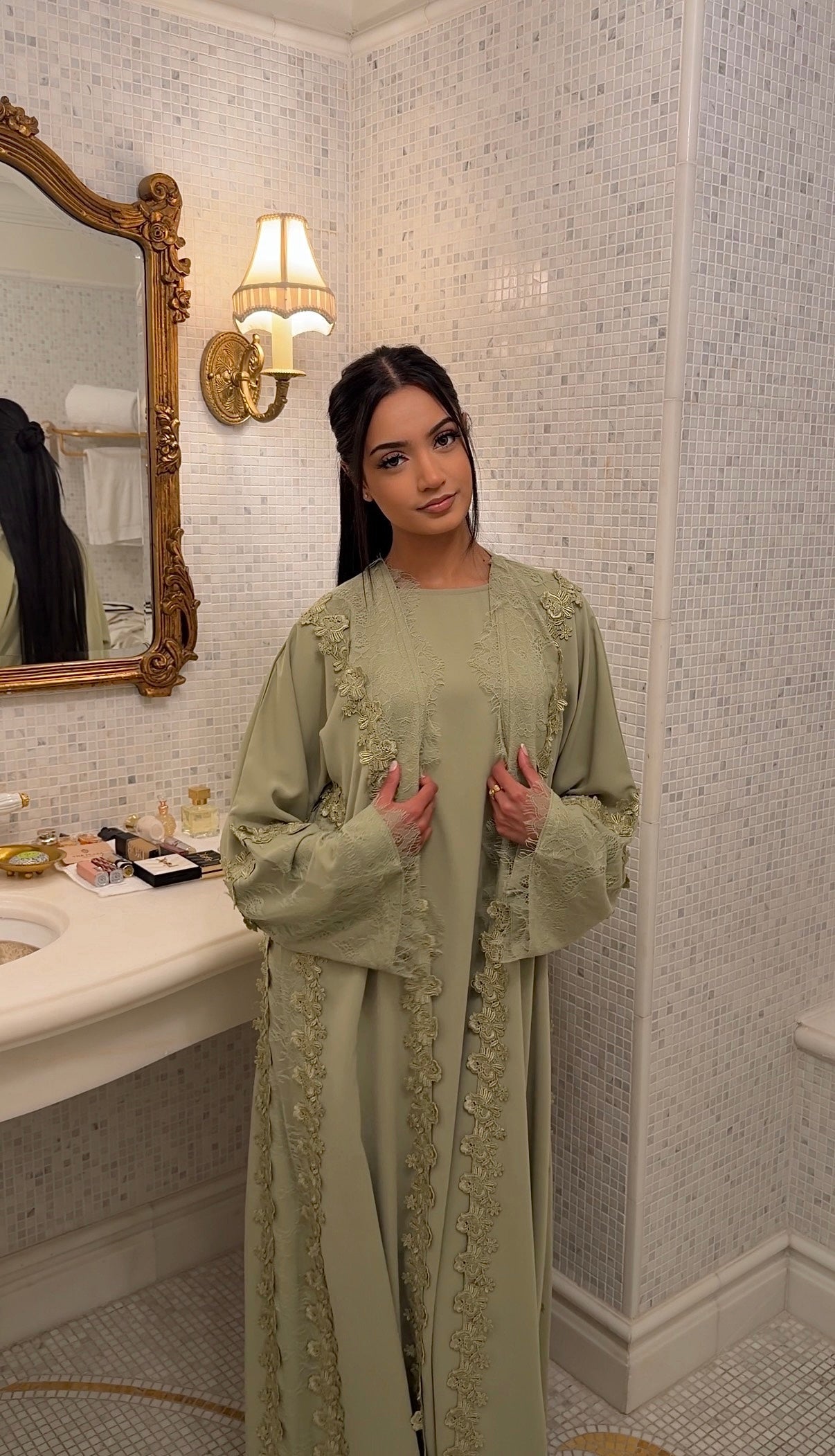 Naira (نيرة) Lime Green