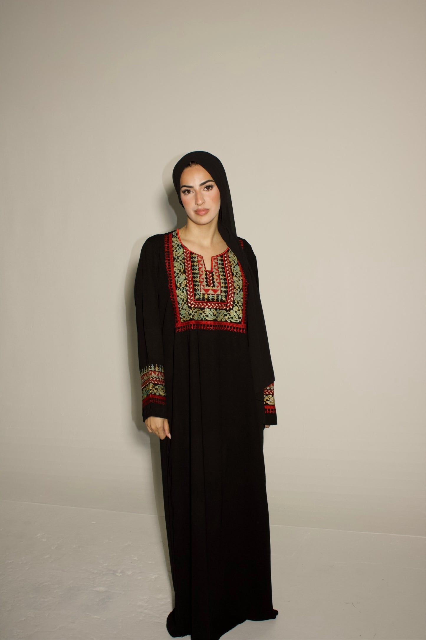Palestinian Thobe