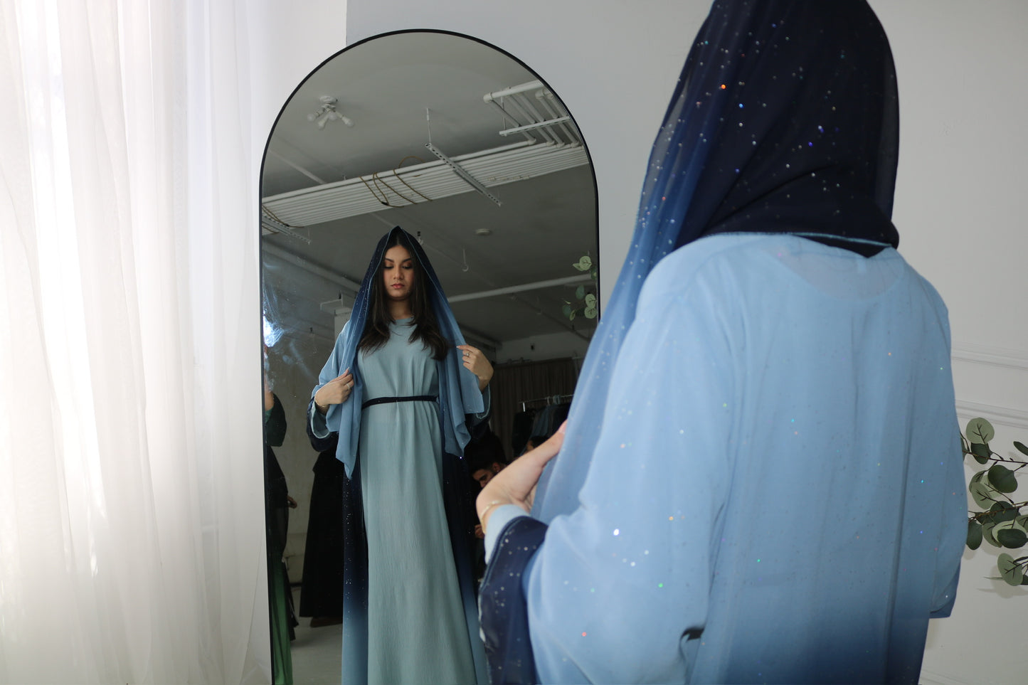 Ombré abaya (blue)