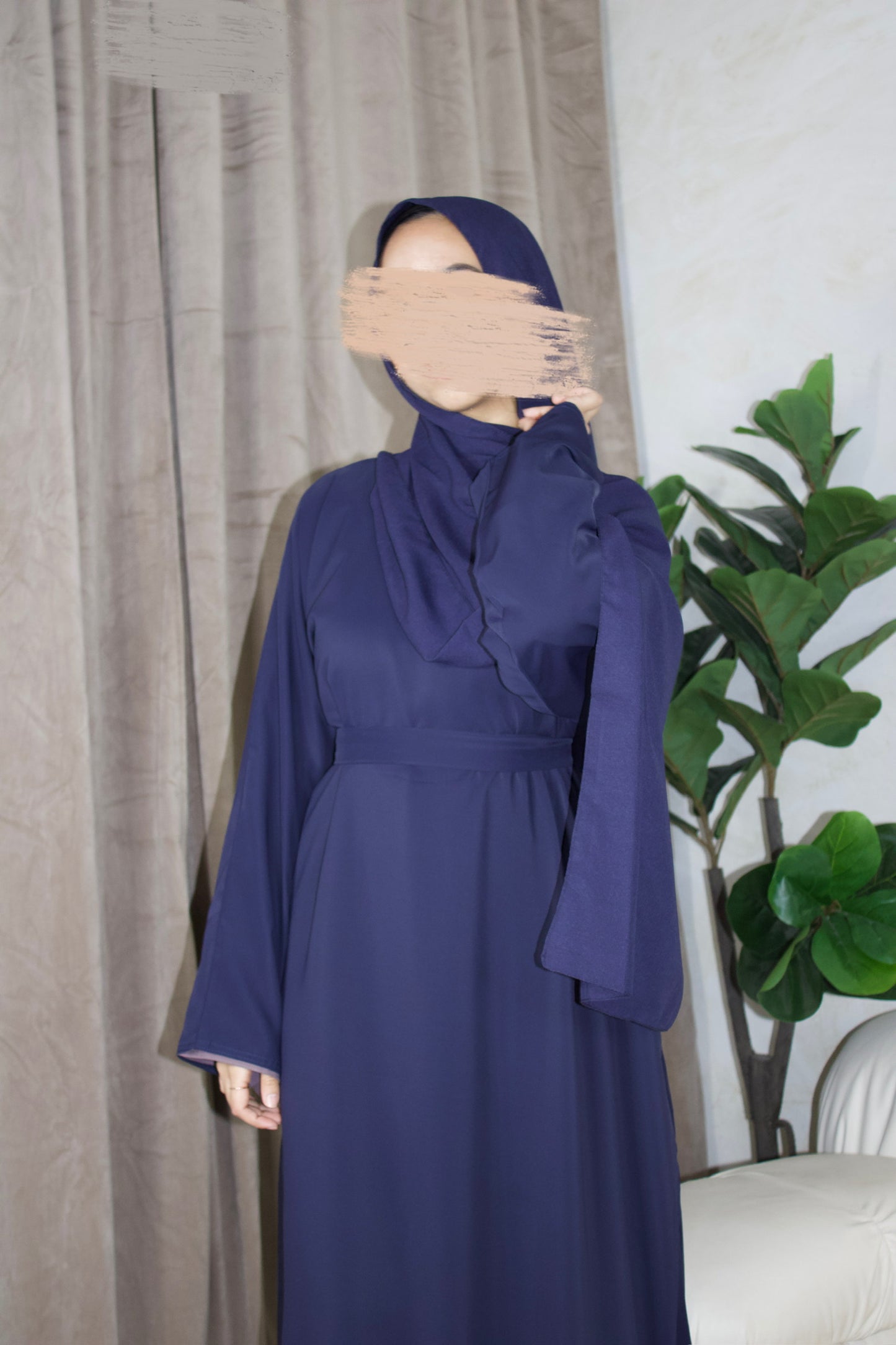 Jahara Abaya in Navy Blue