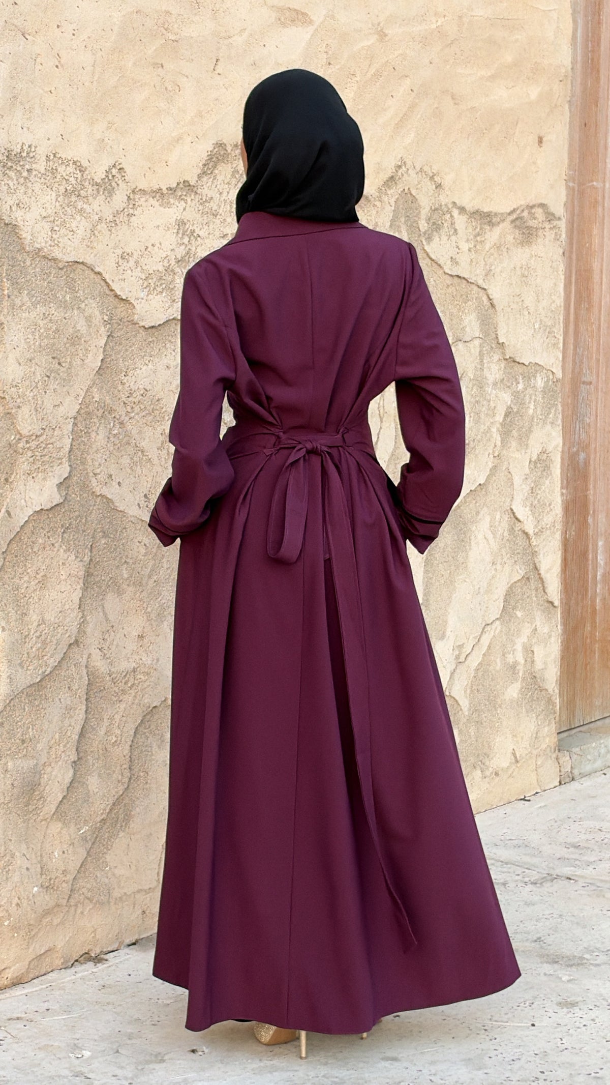 Amirah (أميرة) Magenta Coat Abaya