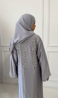 Zaynah (زَيْنَة)