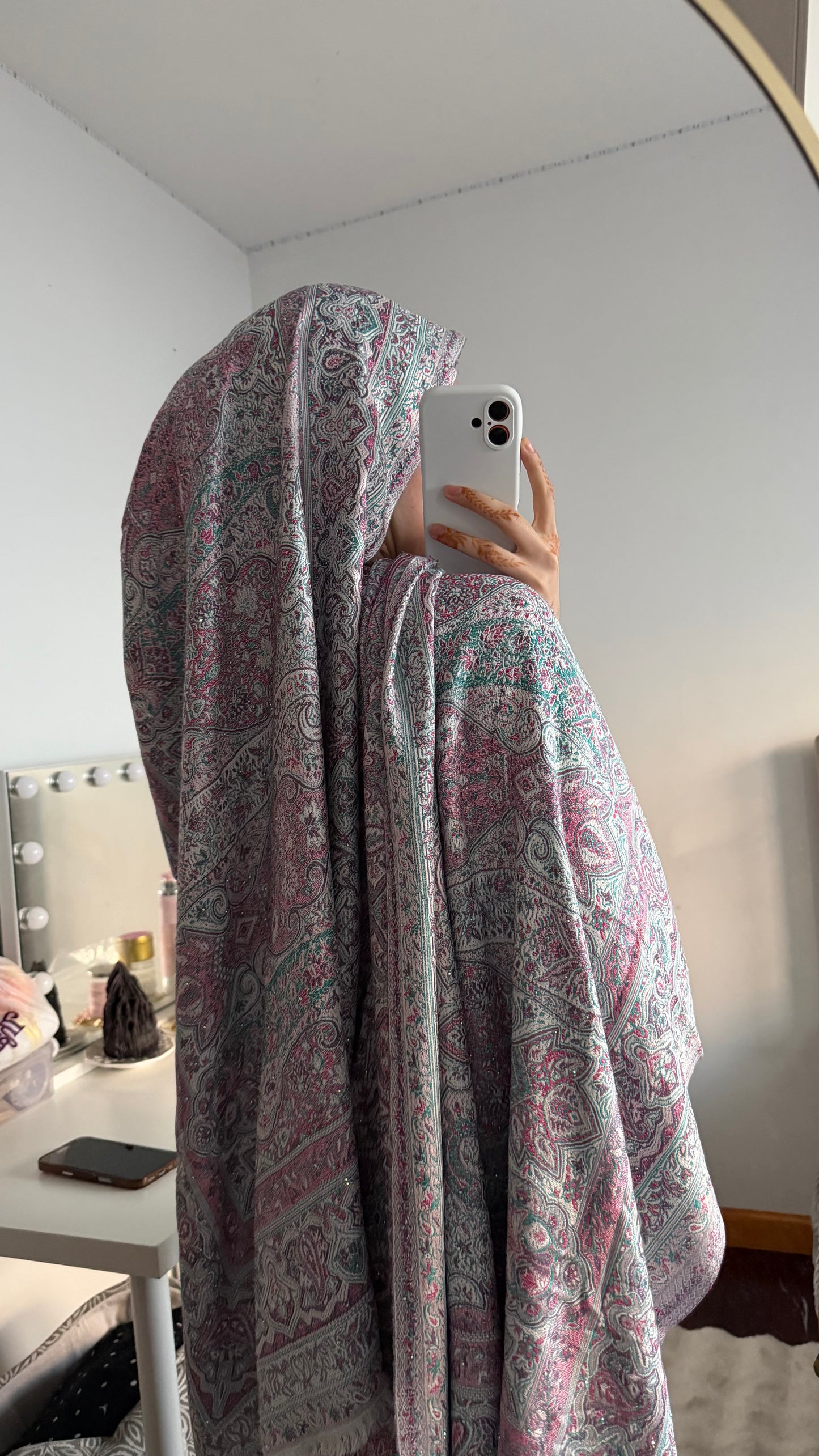 Pashmina Abaya with Stone