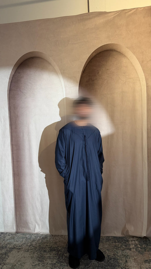 Emirati Thobe (navy blue)