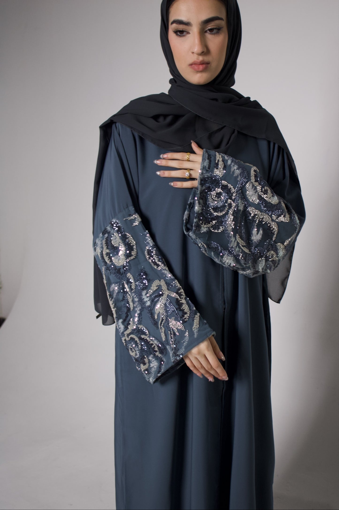 Tabarek Abaya (Indigo)