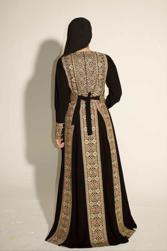 Palestinian Thobe