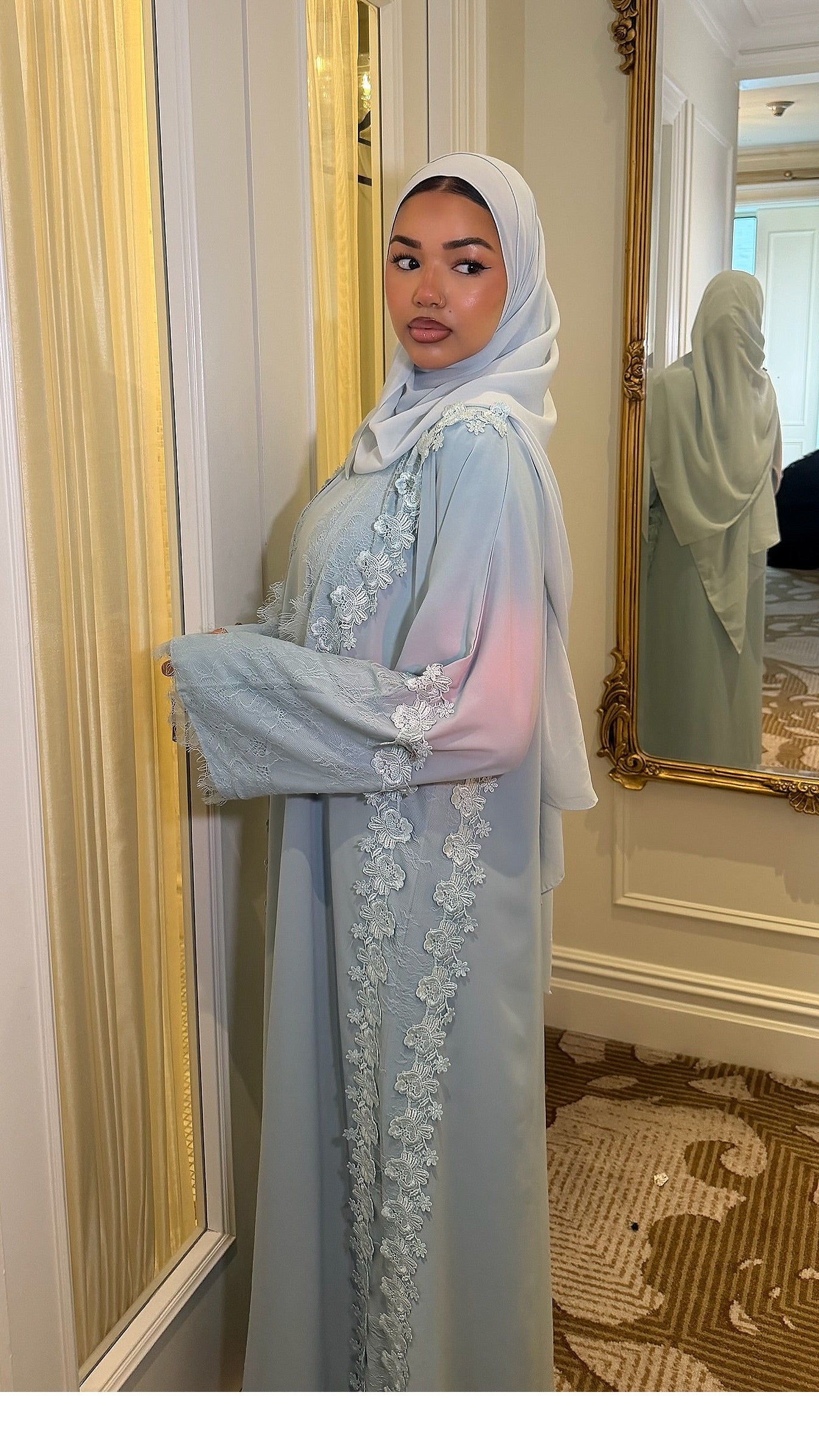 Naira (نيرة) Powder Blue
