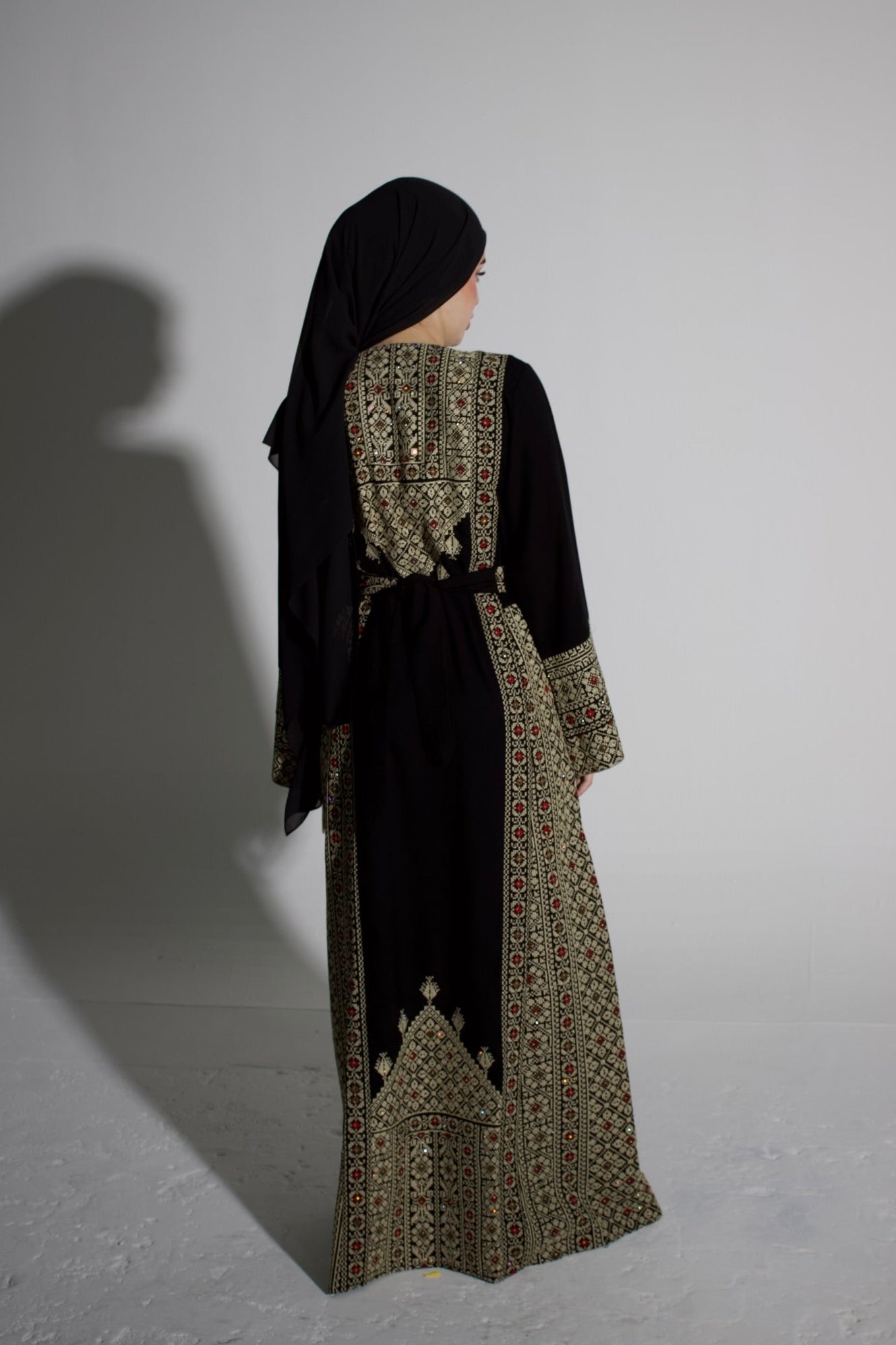 Palestinian Thobe