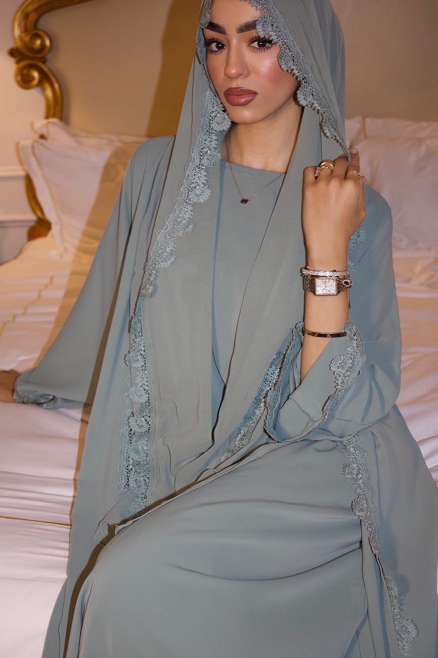 Aaliya (عالية ) Sage green