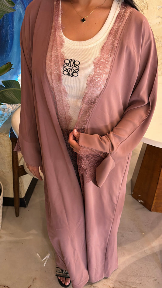 Zahra (زهراء)  Magenta