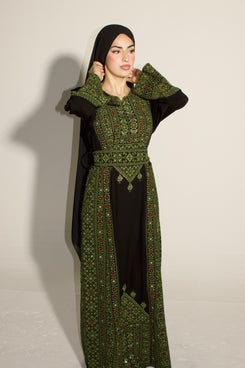 Palestinian Thobe