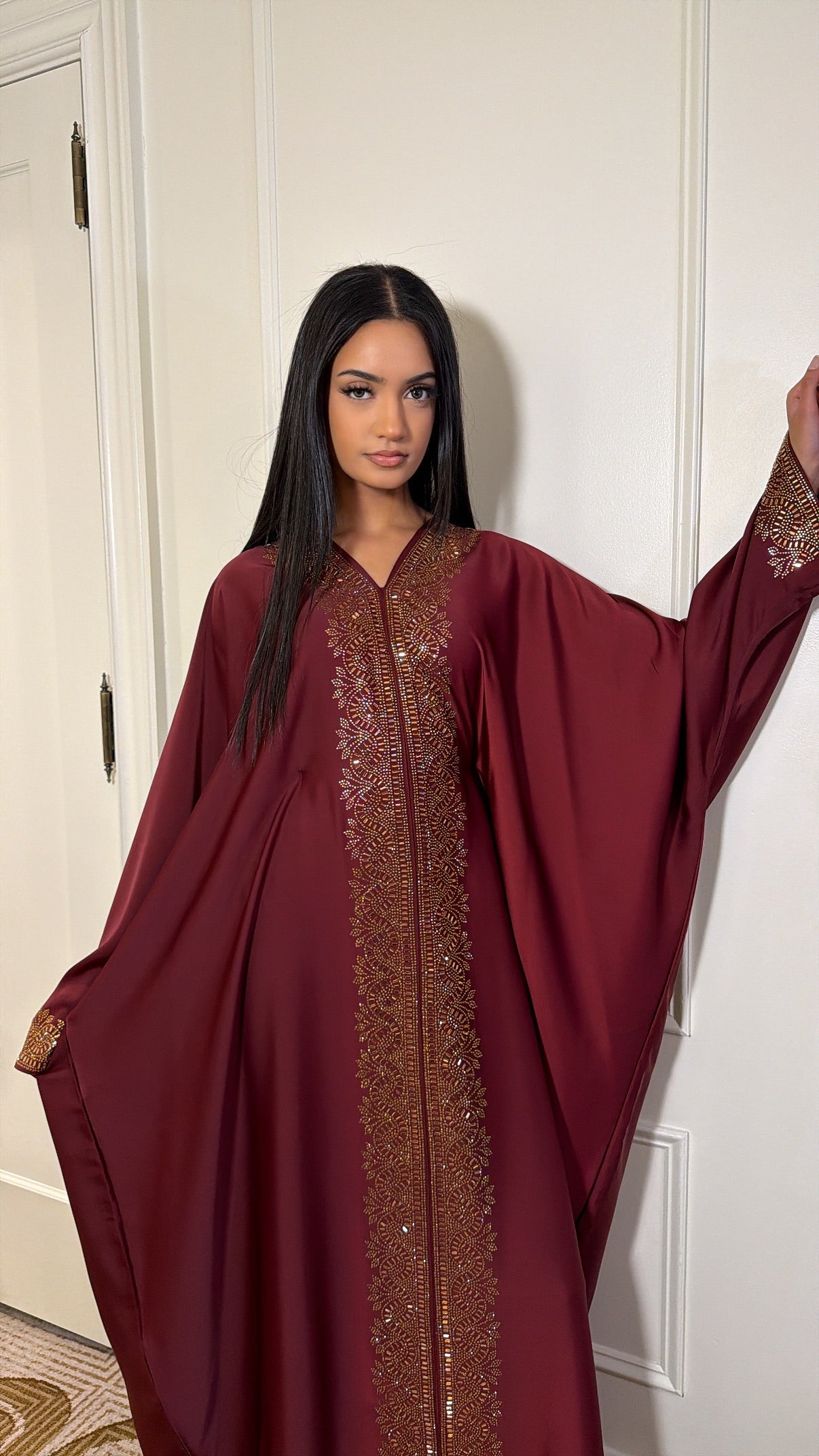 Zareen (زرين) Maroon