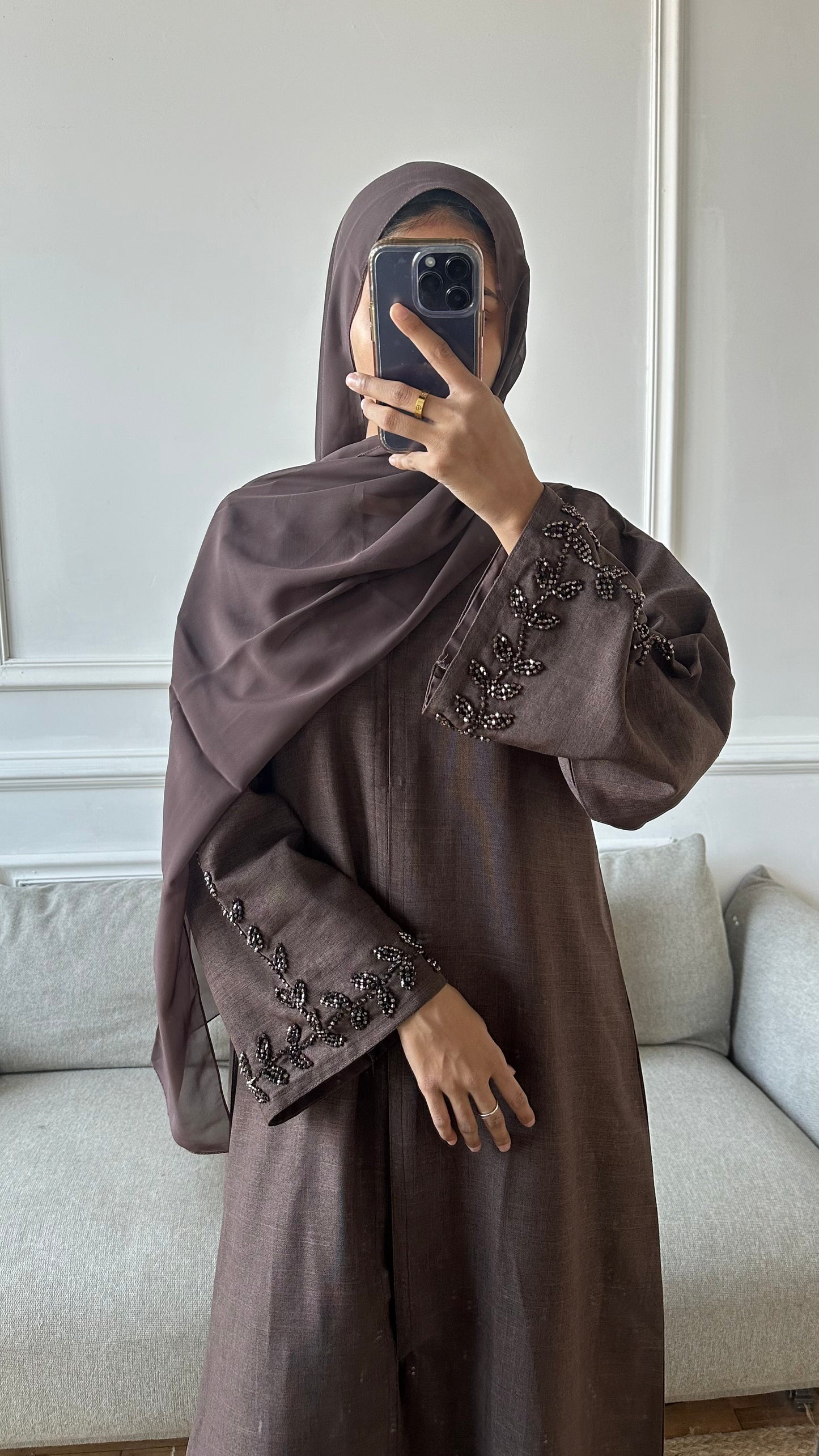 Aatya Abaya