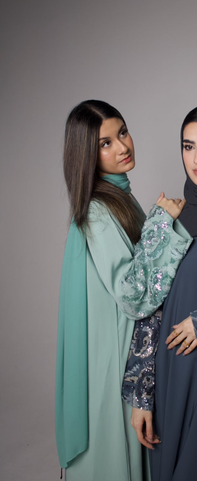 Tabarek Abaya (Mint)