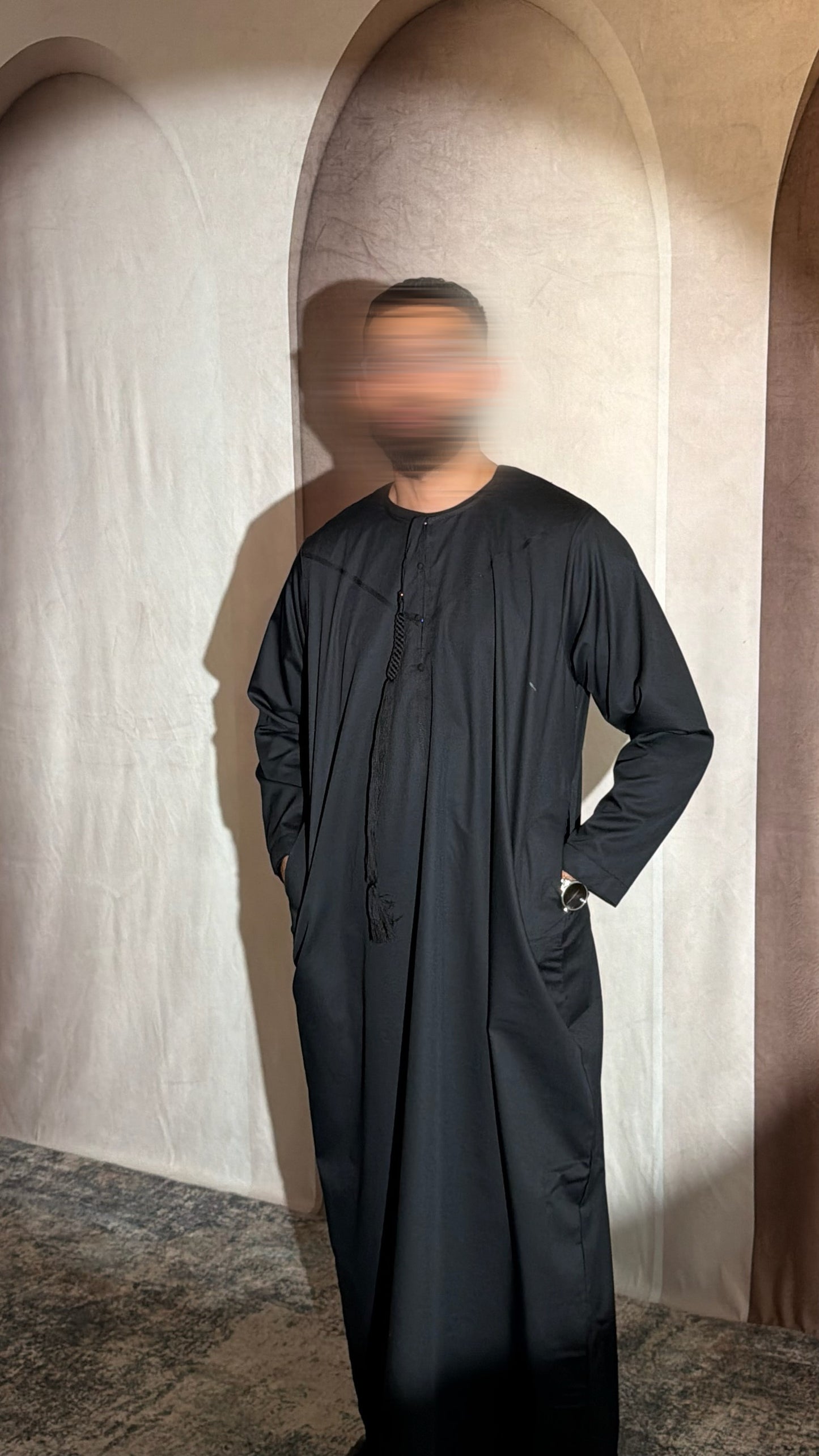 Emirati Thobe (black)