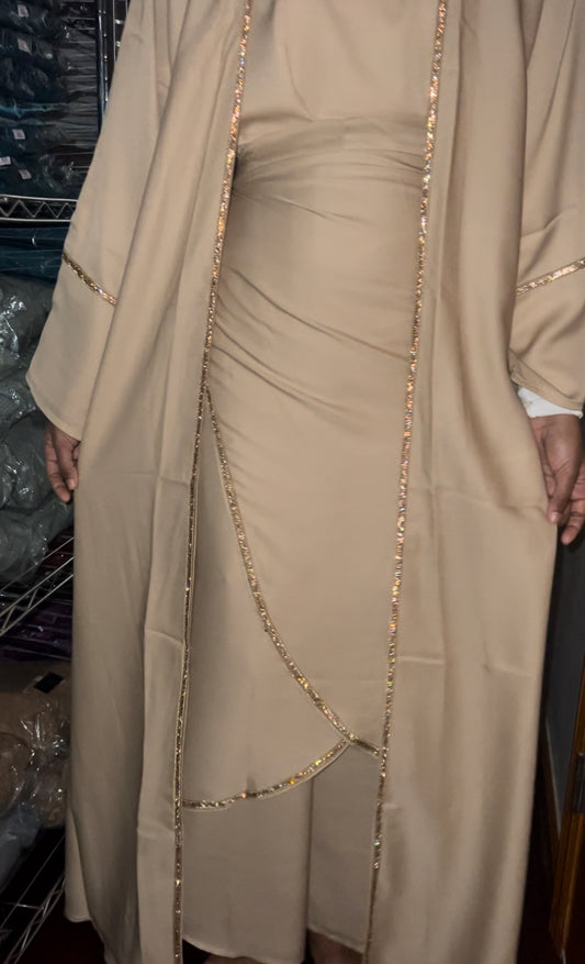 Medina Abaya in Beige