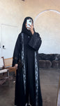 Mona (منى)