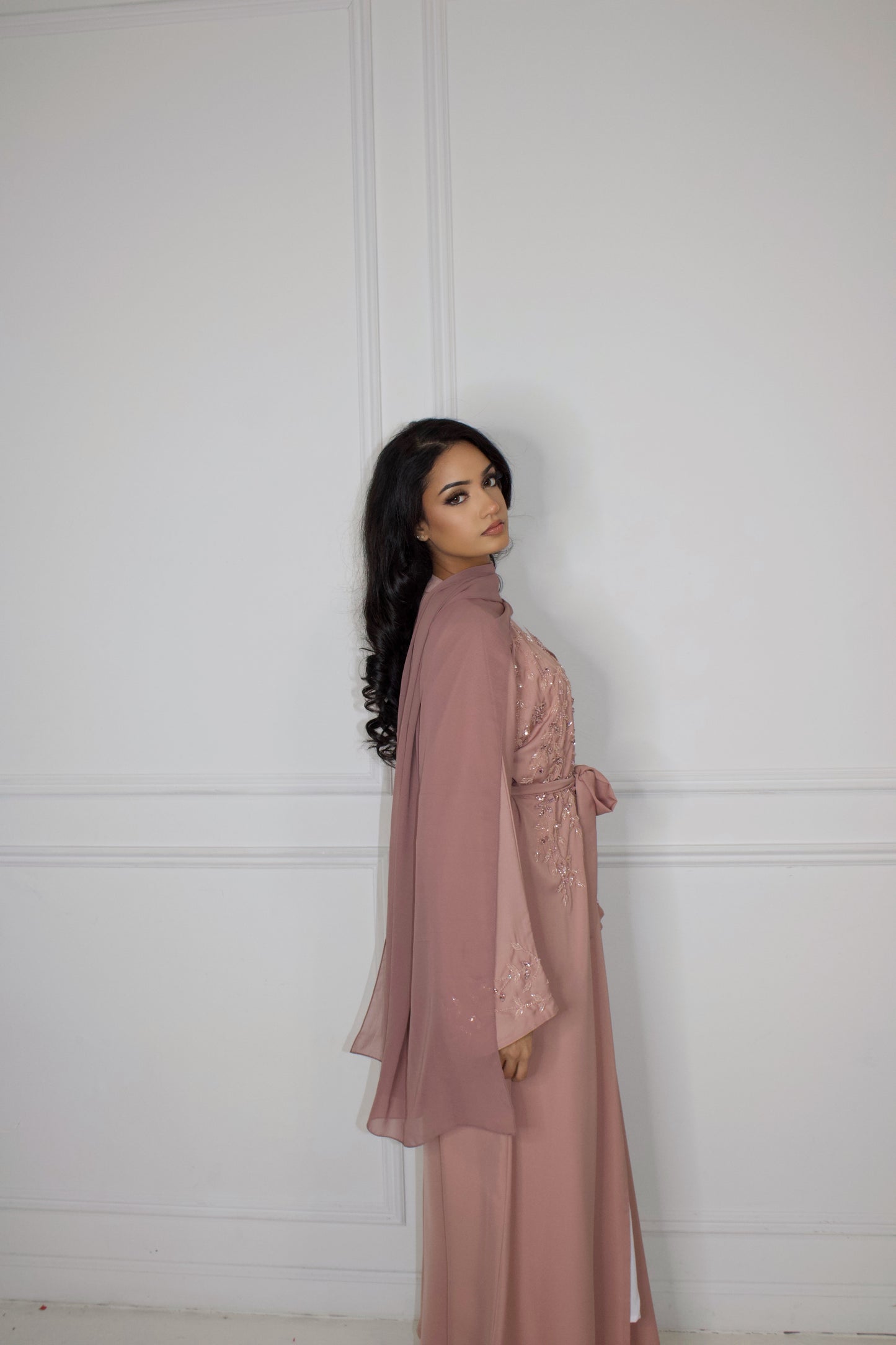 Amina آمنة