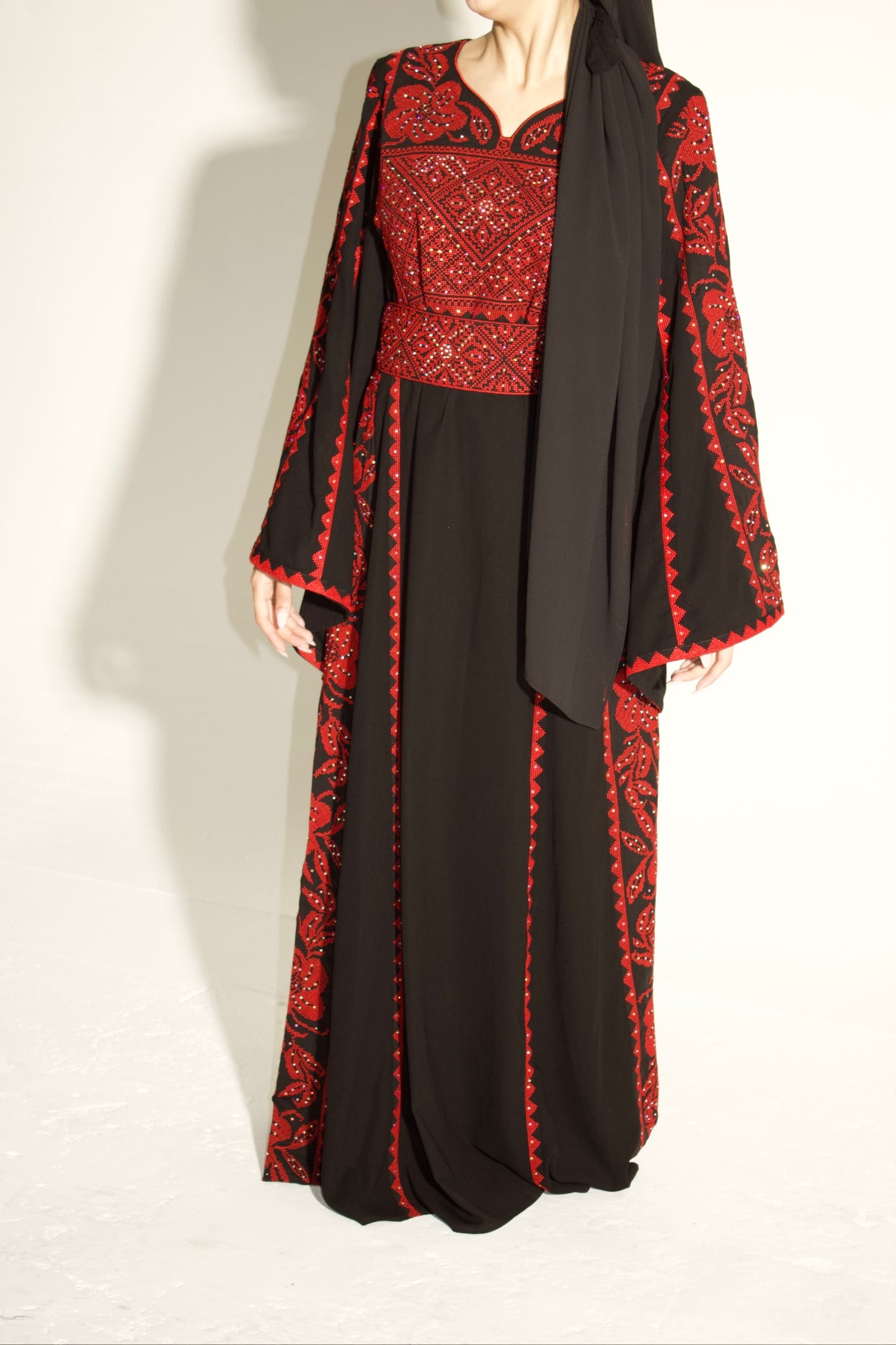Palestinian Thobe