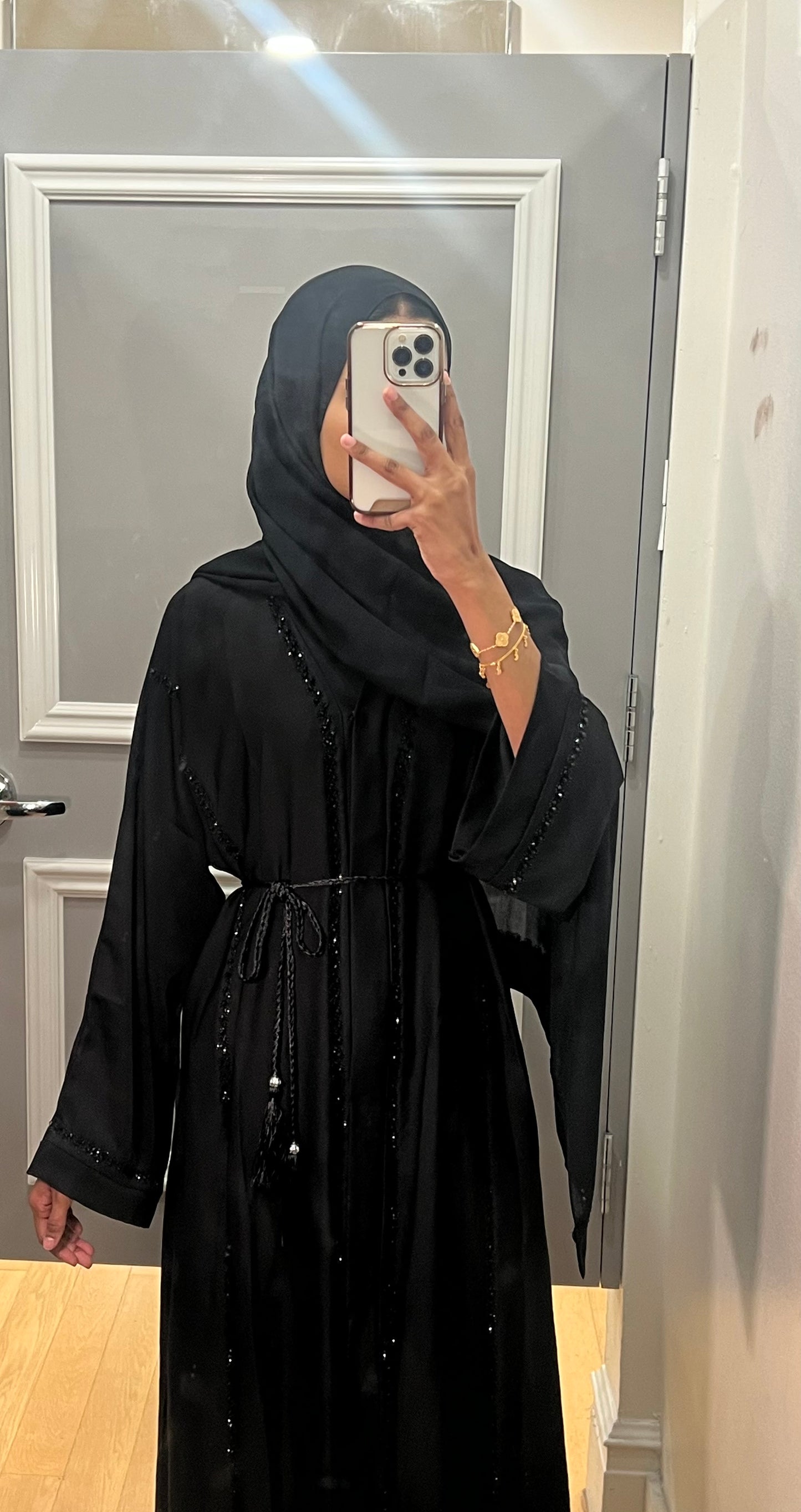 Azra Abaya