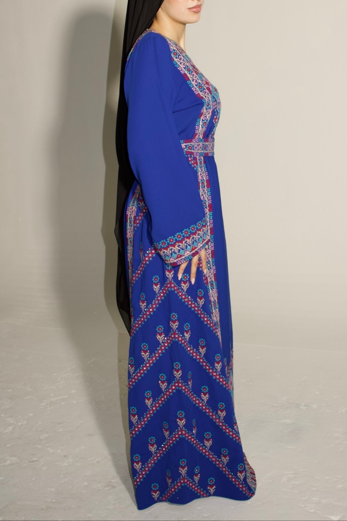 Palestinian Thobe