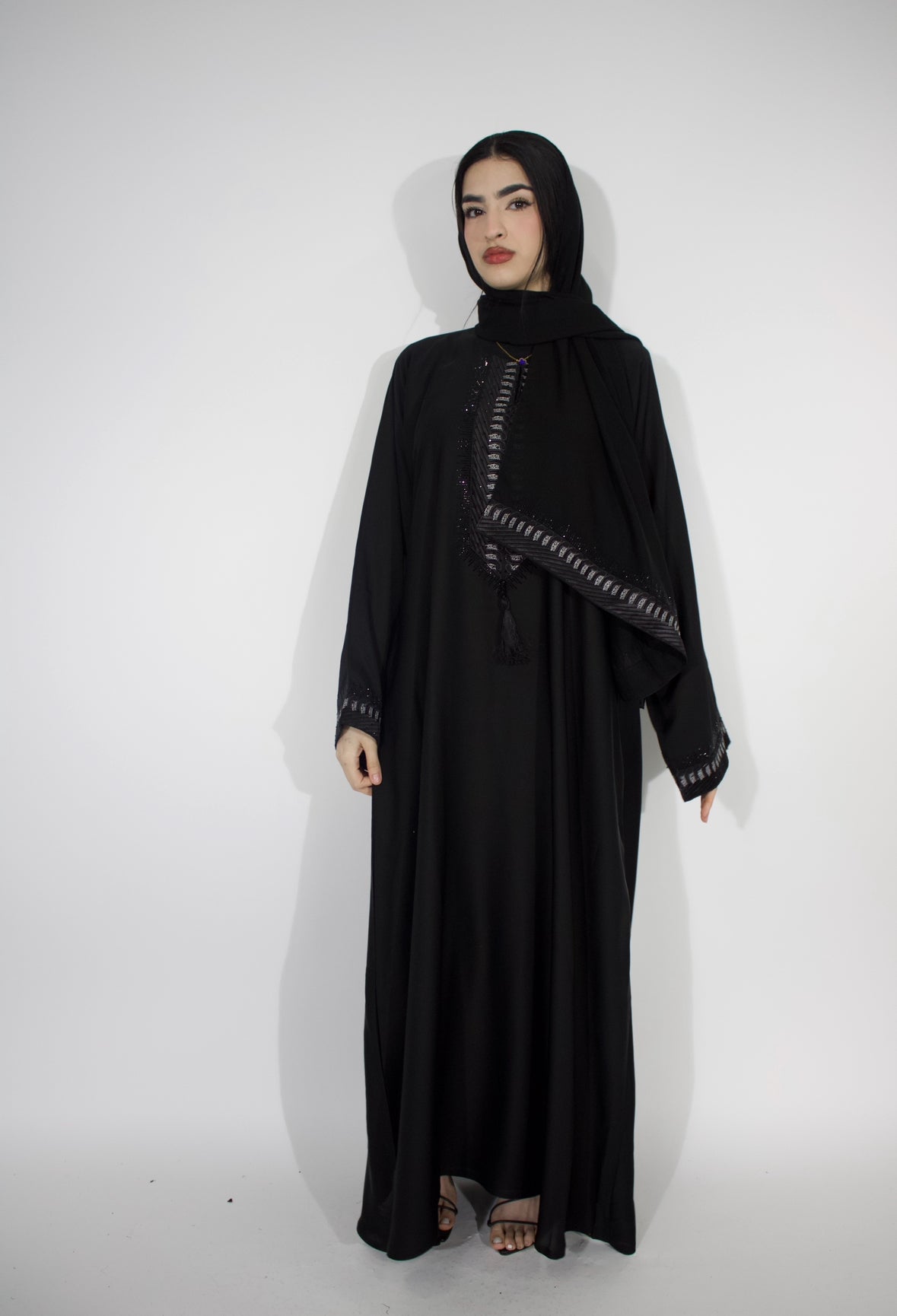 Nia Abaya in black