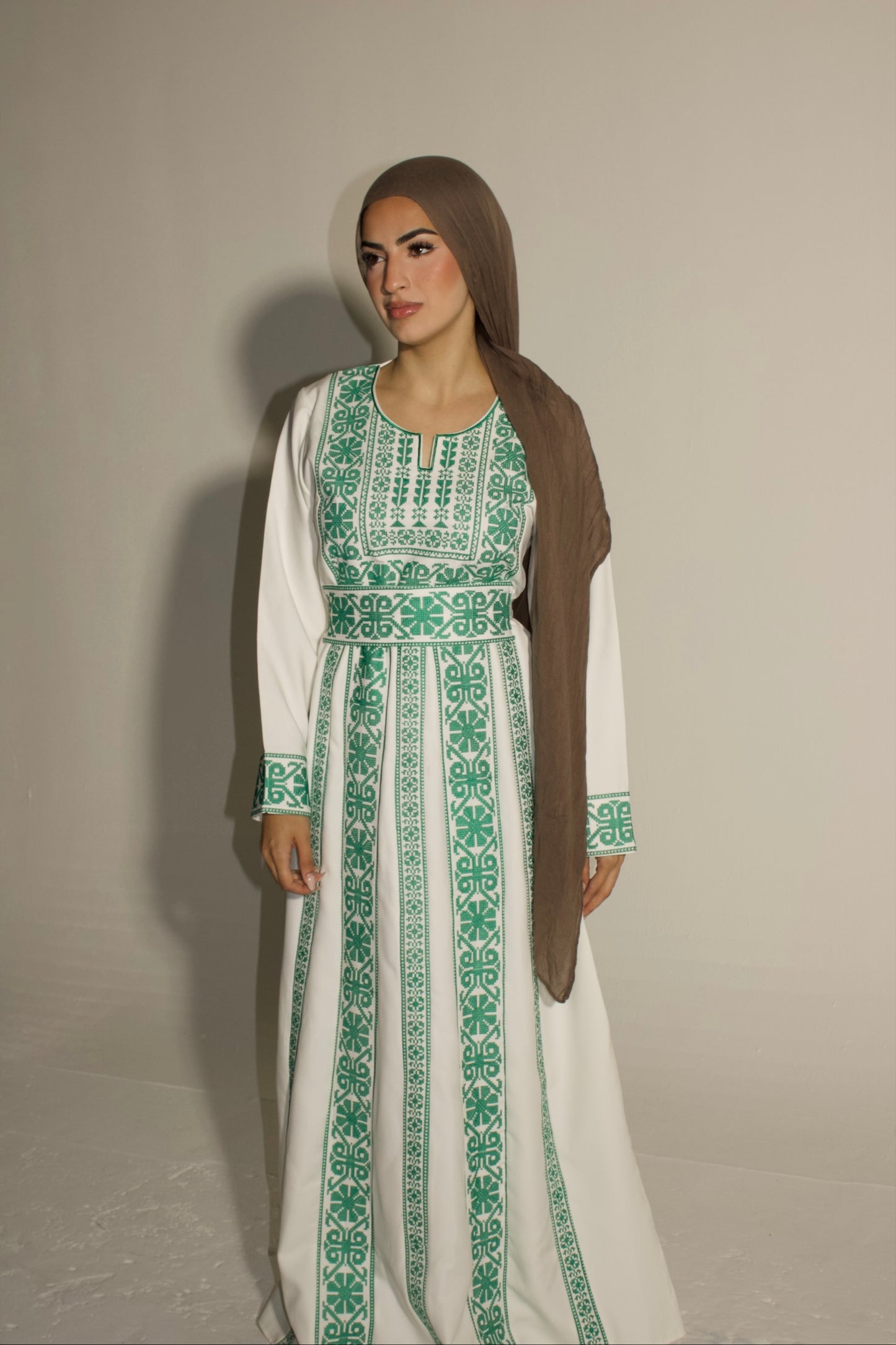 Palestinian Thobe
