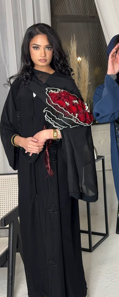 Nasreen (نسرين) Black