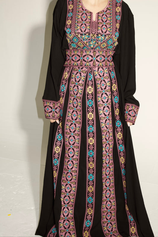 Palestinian Thobe