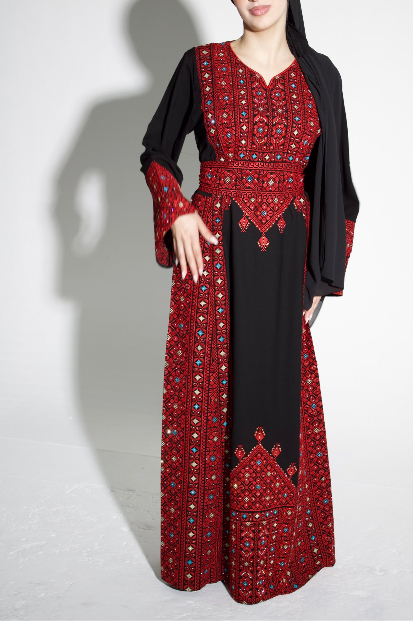 Palestinian Thobe
