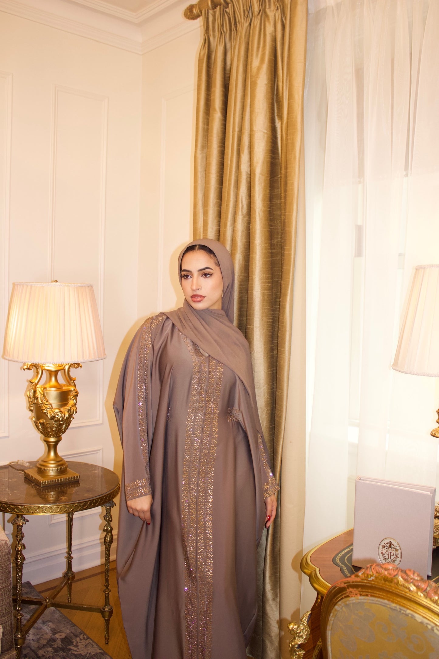 Nadine (نادين) Beige