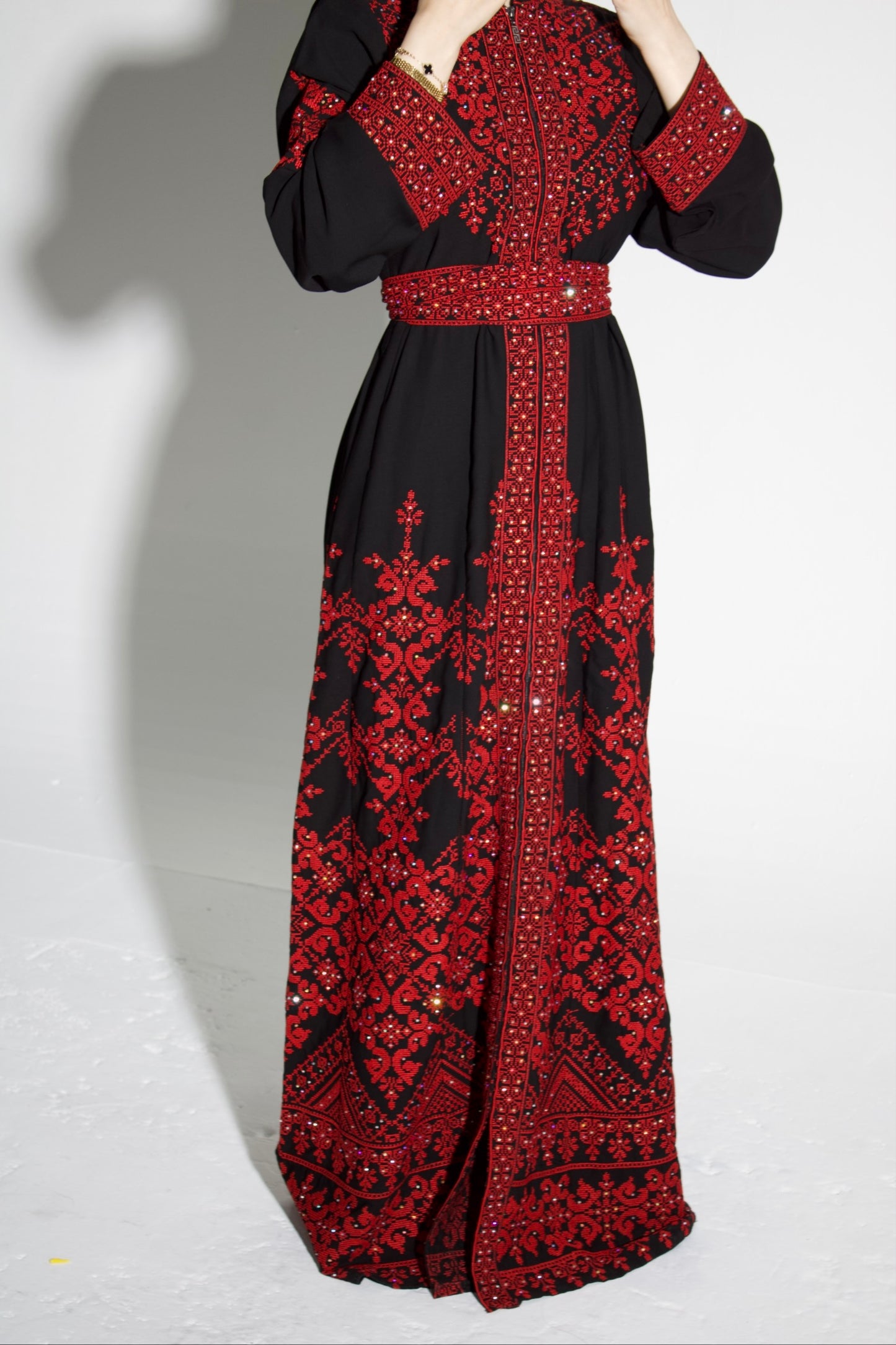 Palestinian Thobe