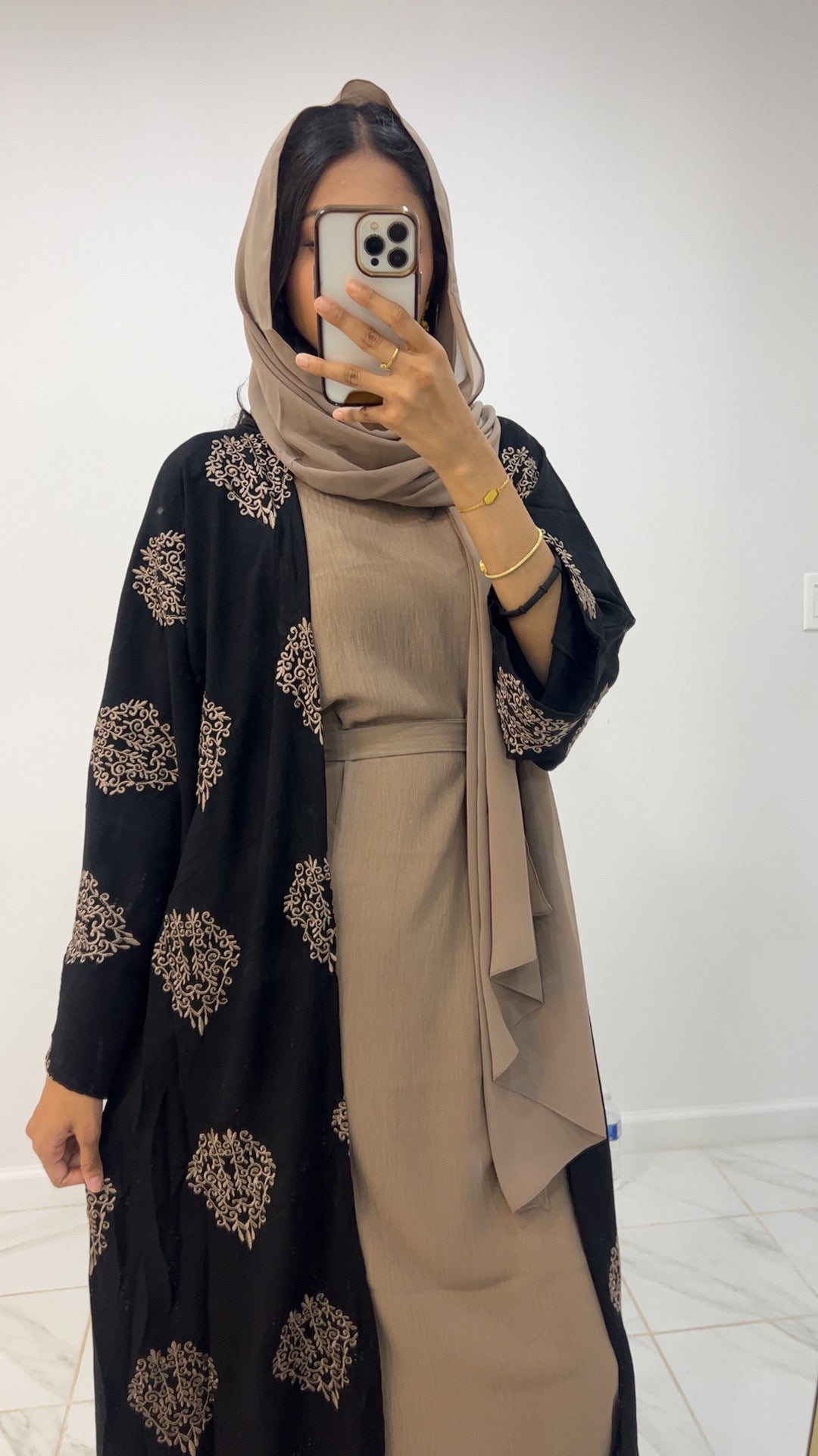 Kinza Abaya