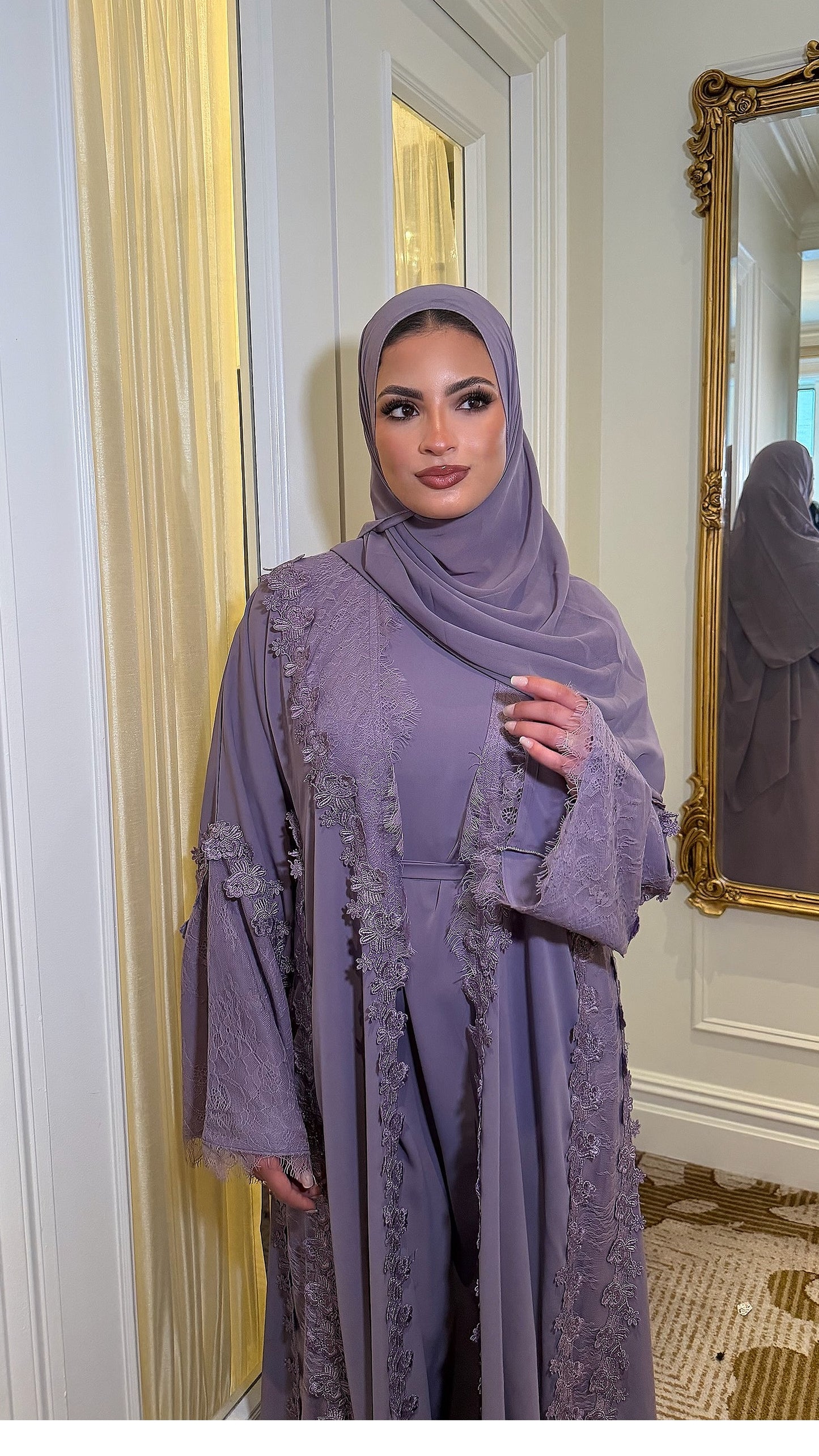 Naira (نيرة) Purple