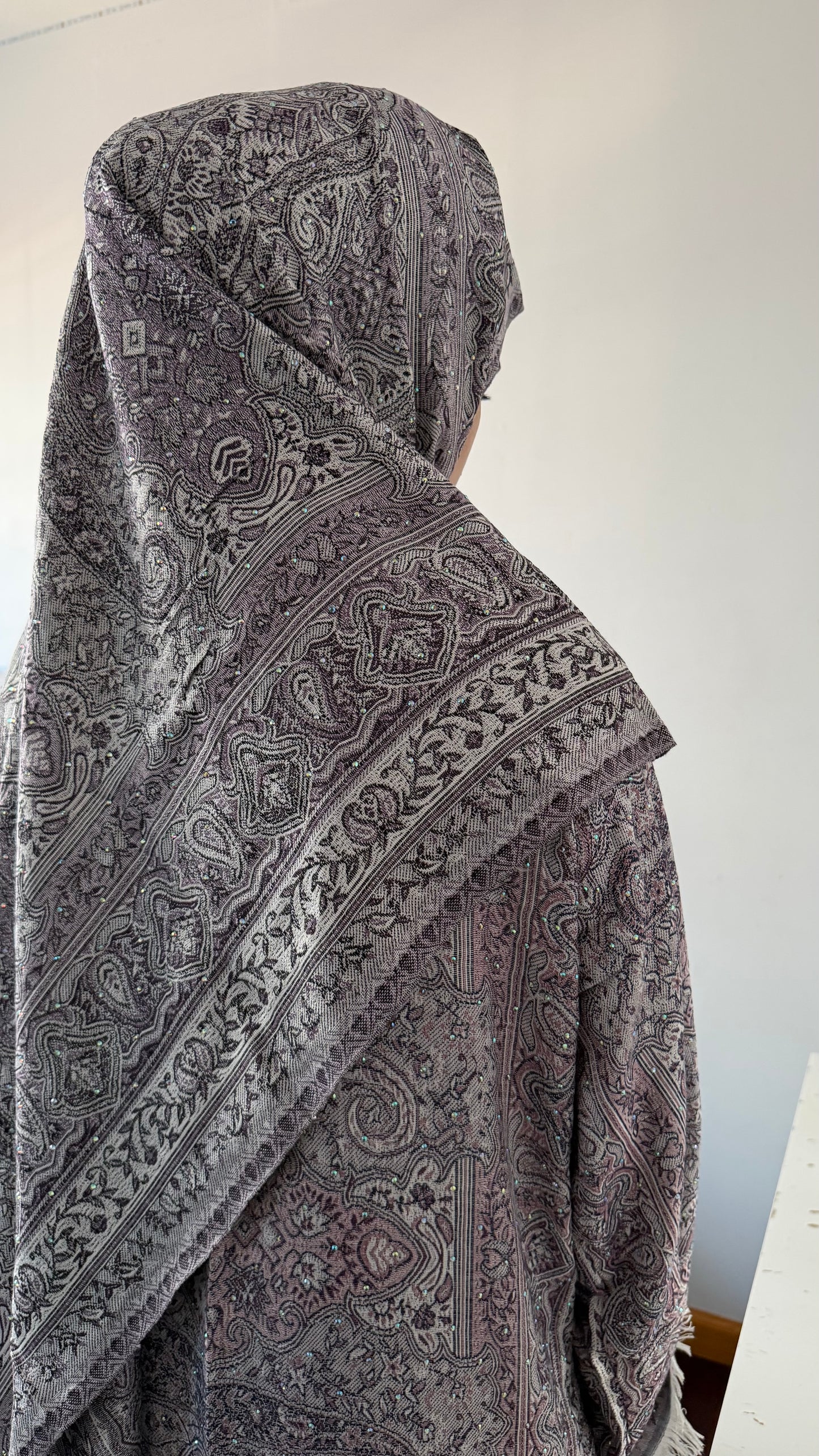 Pashmina Abaya with Stone