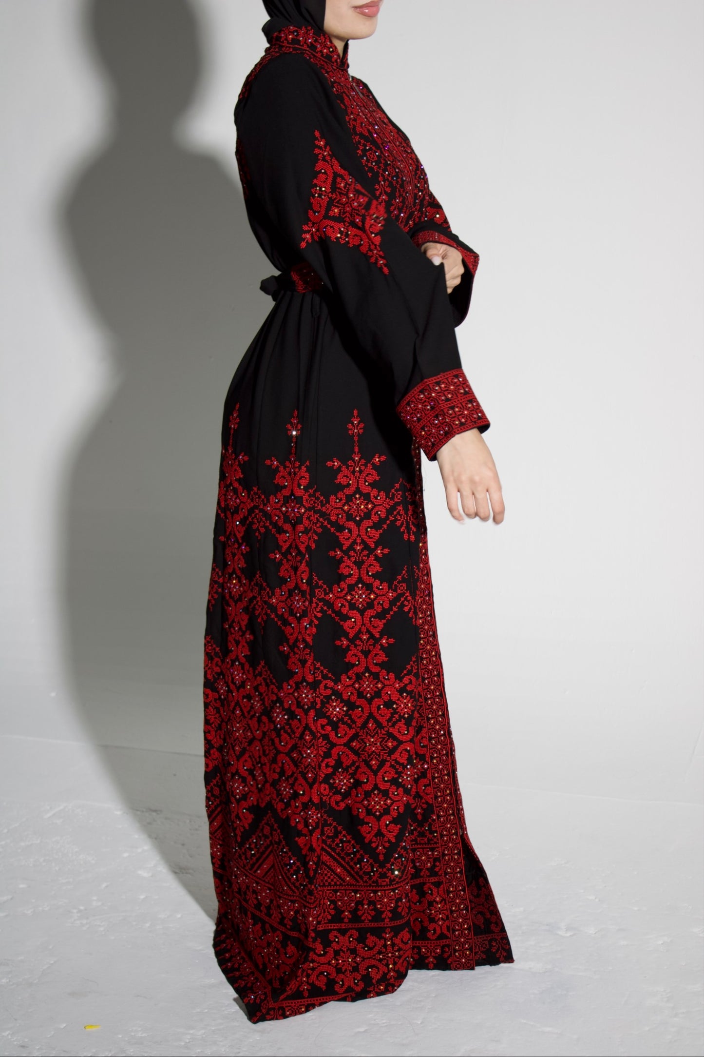 Palestinian Thobe