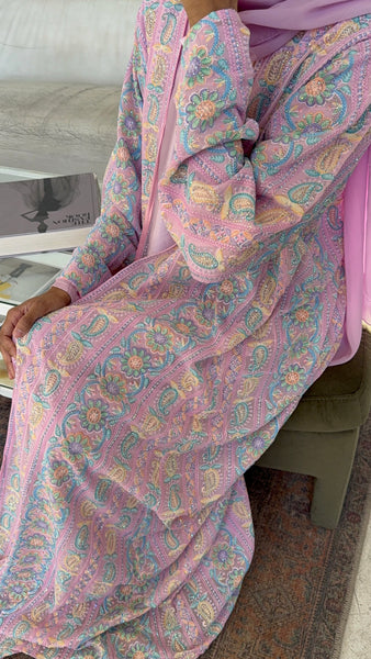 Lama (لمى) pink
