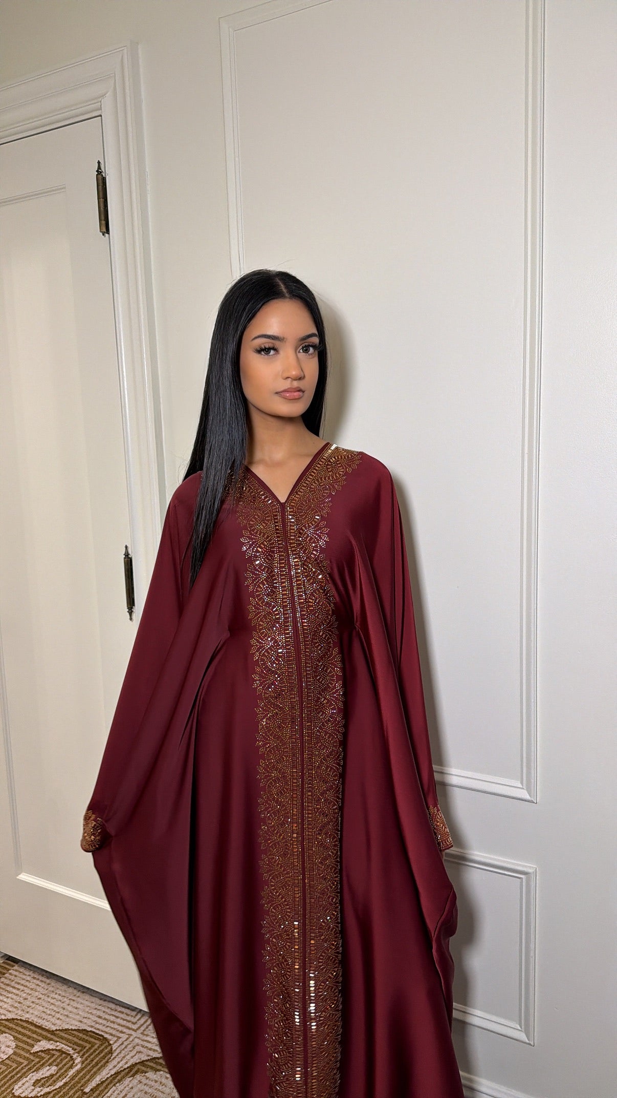 Zareen (زرين) Maroon