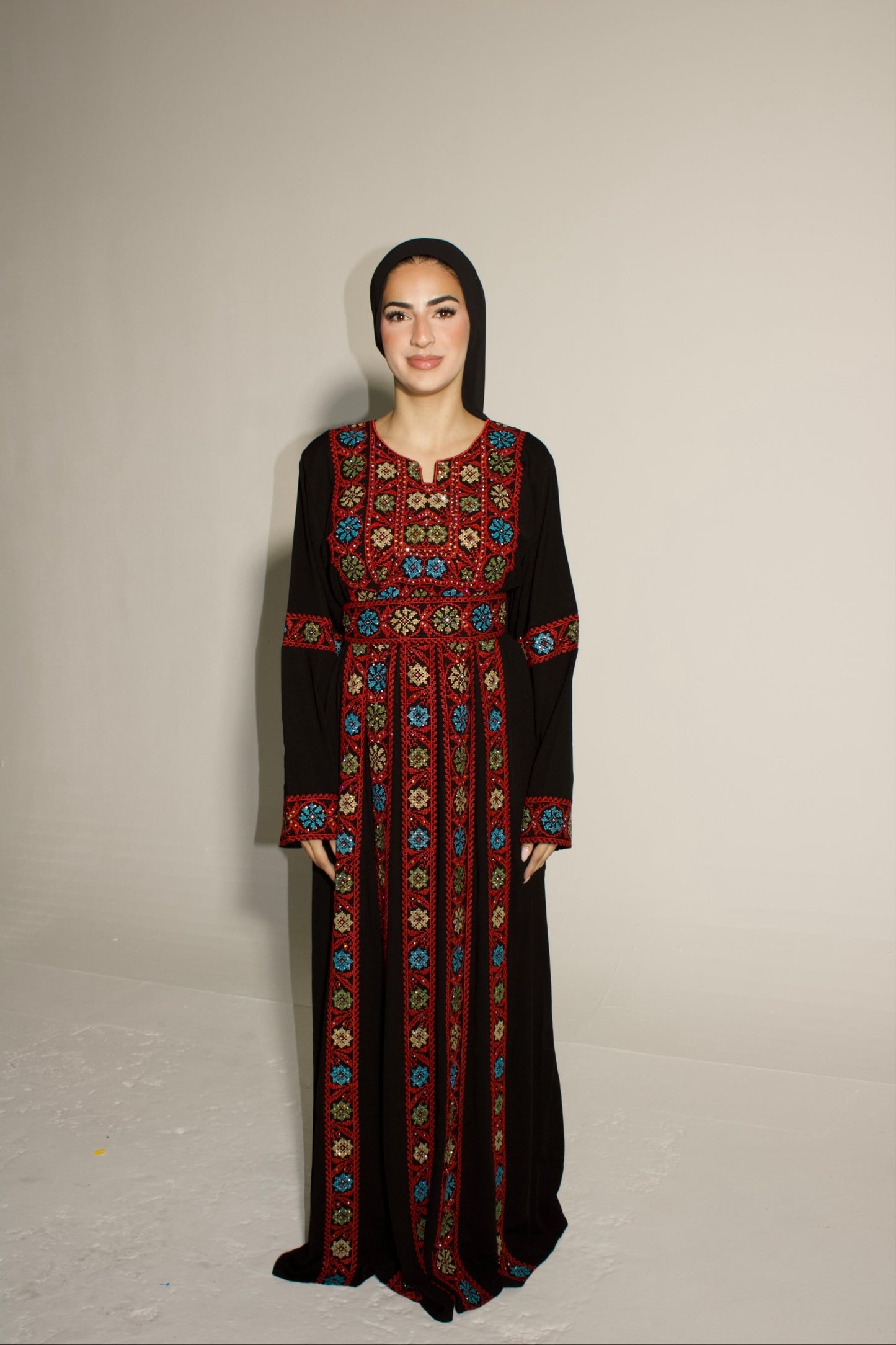Palestinian Thobe