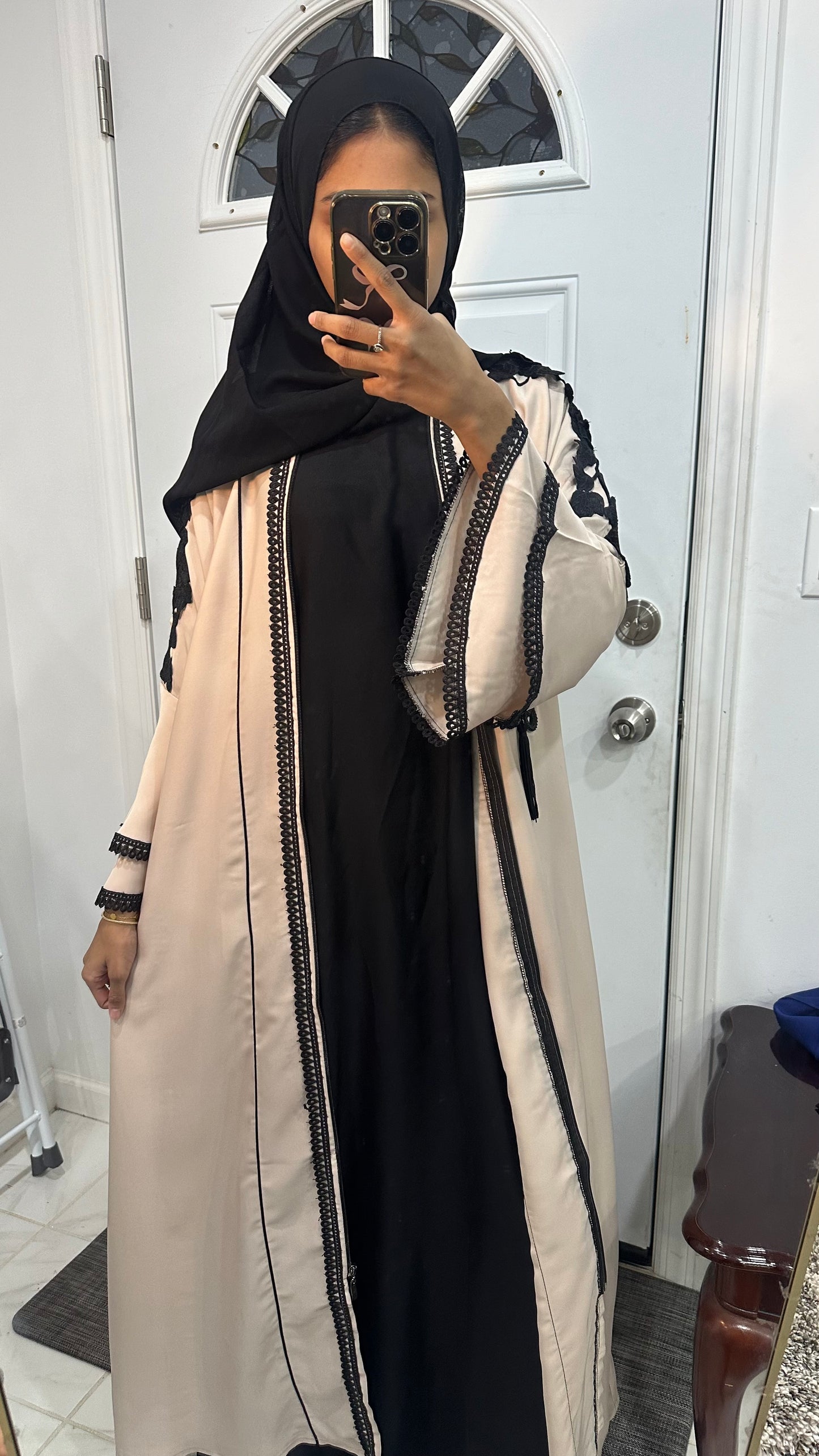 $35 zipper cream color abaya