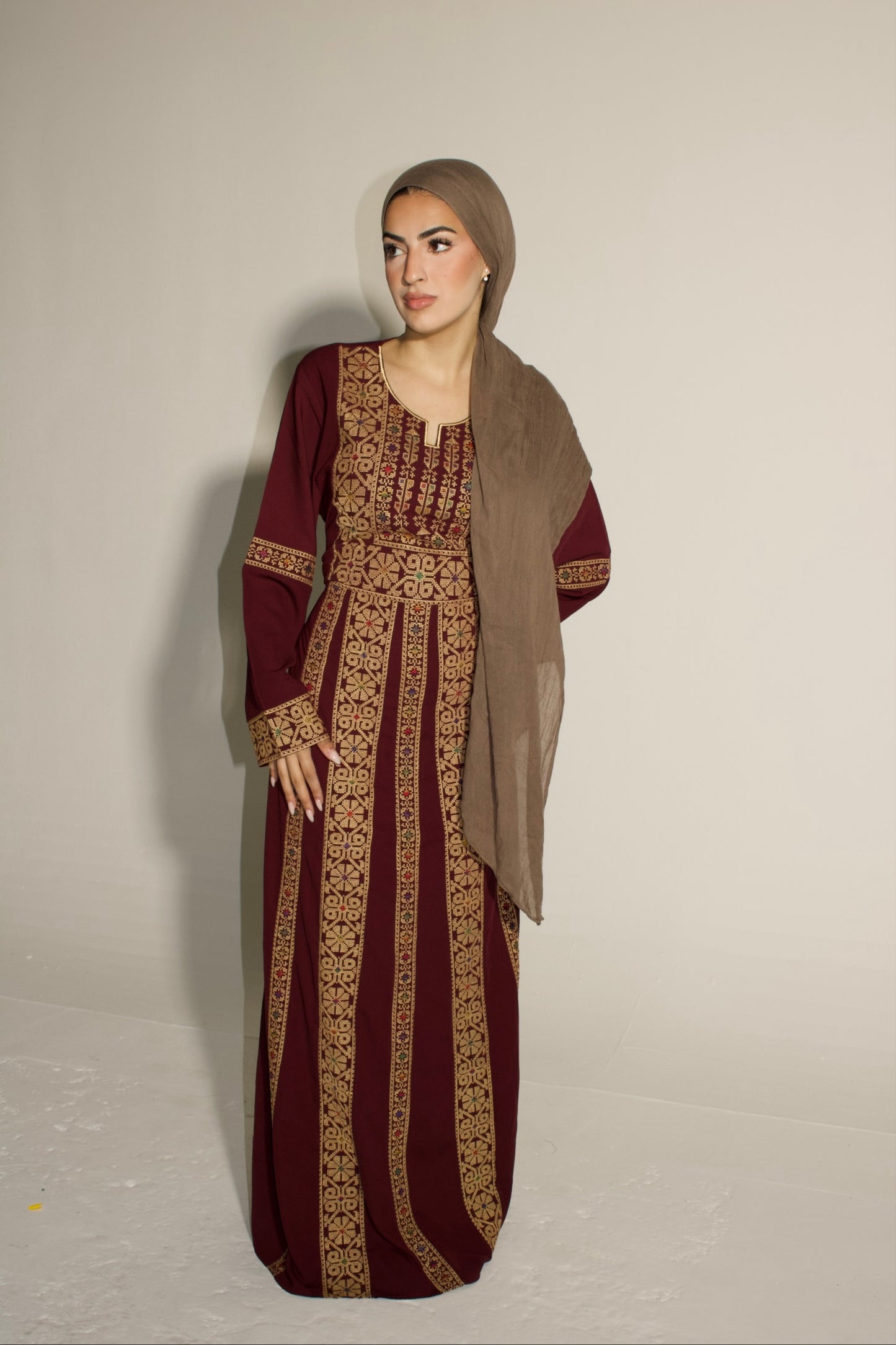 Palestinian Thobe